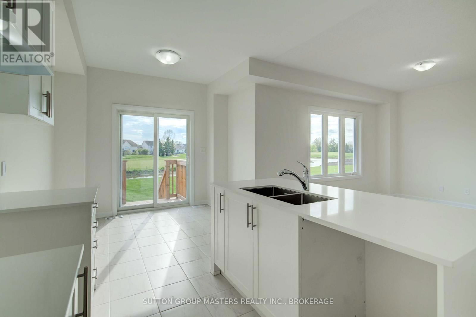 54 GOLF LINKS DRIVE Image 13