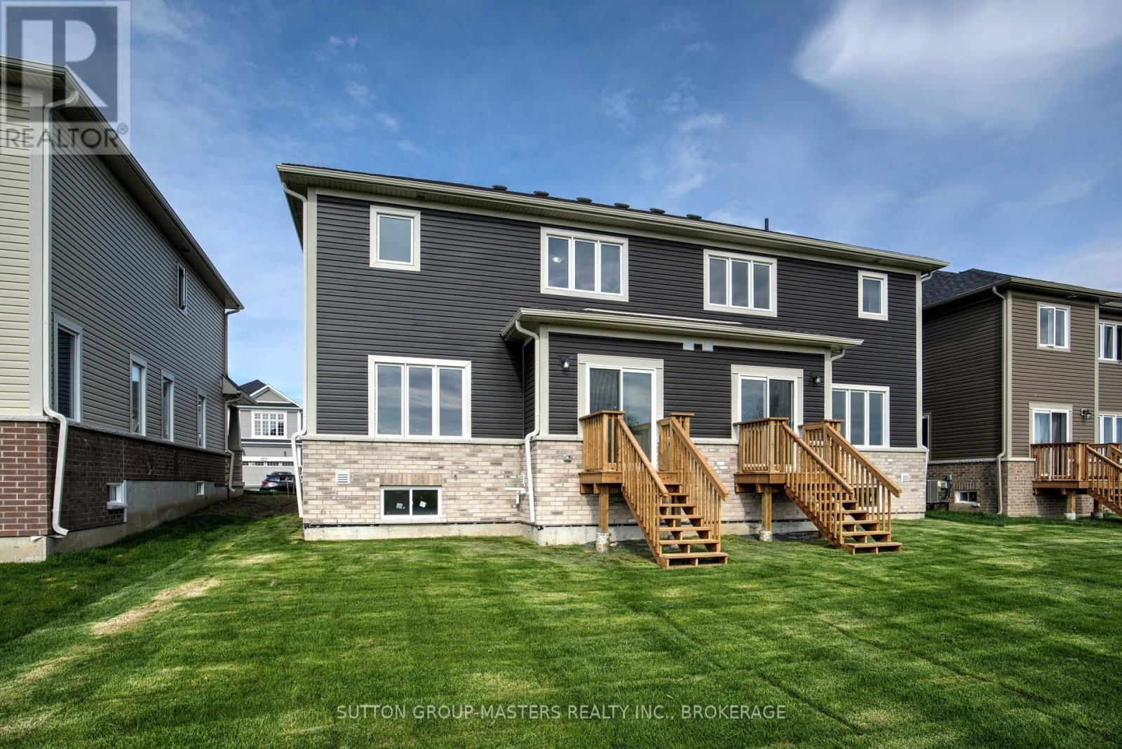 54 GOLF LINKS DRIVE Image 18