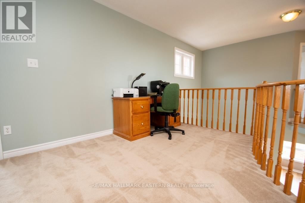 962 BAKER STREET Image 17