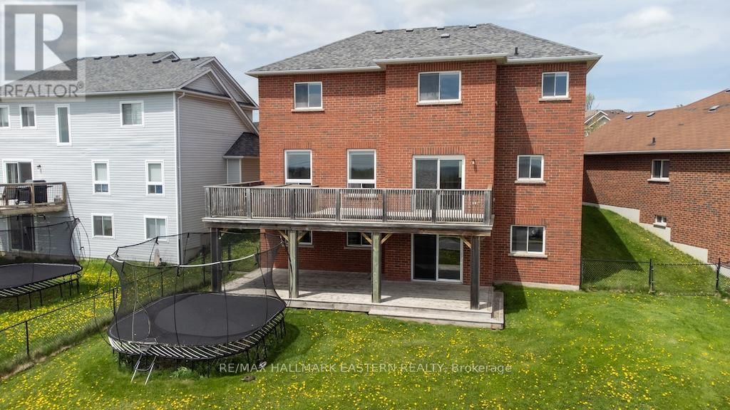 962 BAKER STREET Image 47