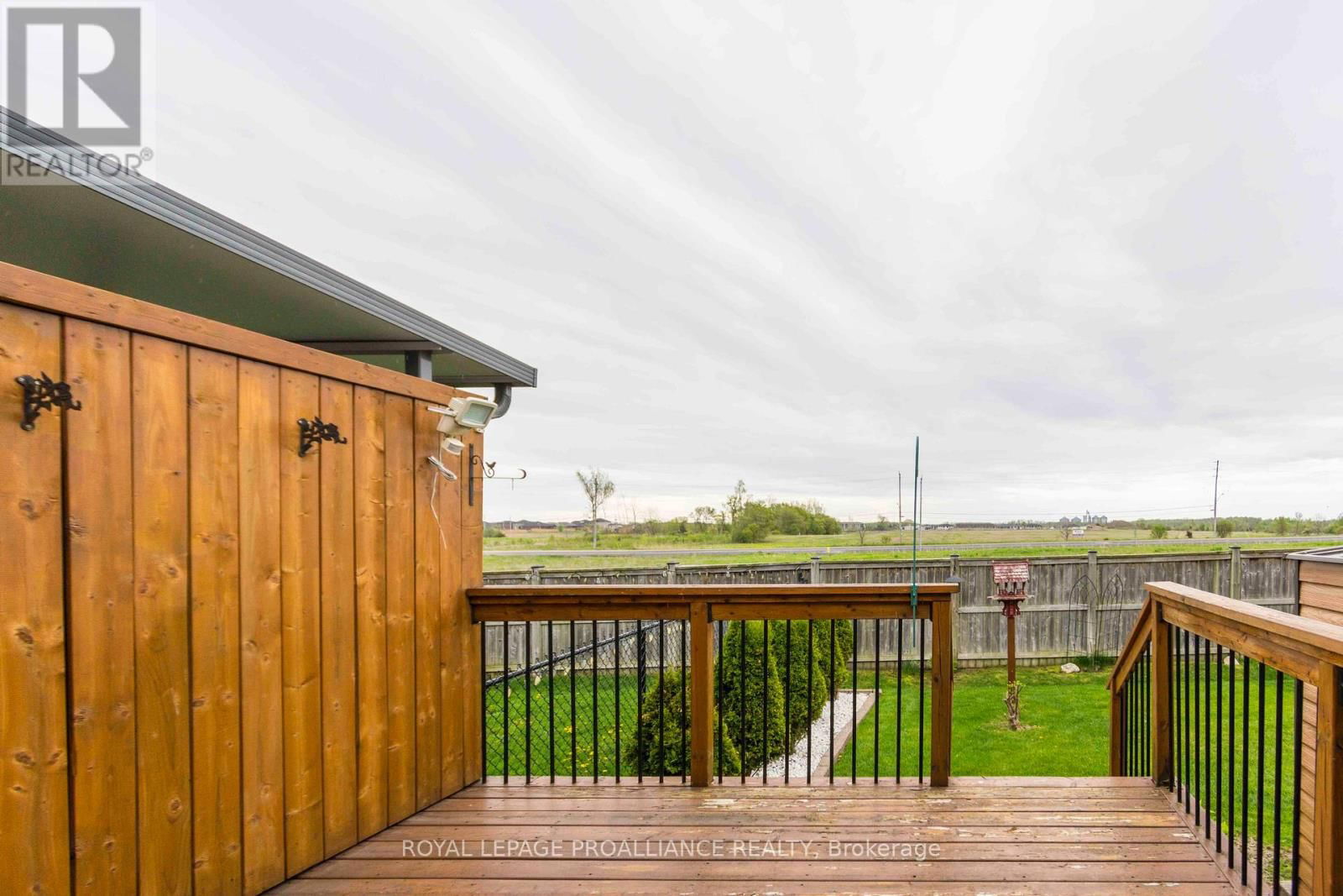 24 CORTLAND CRESCENT Image 22