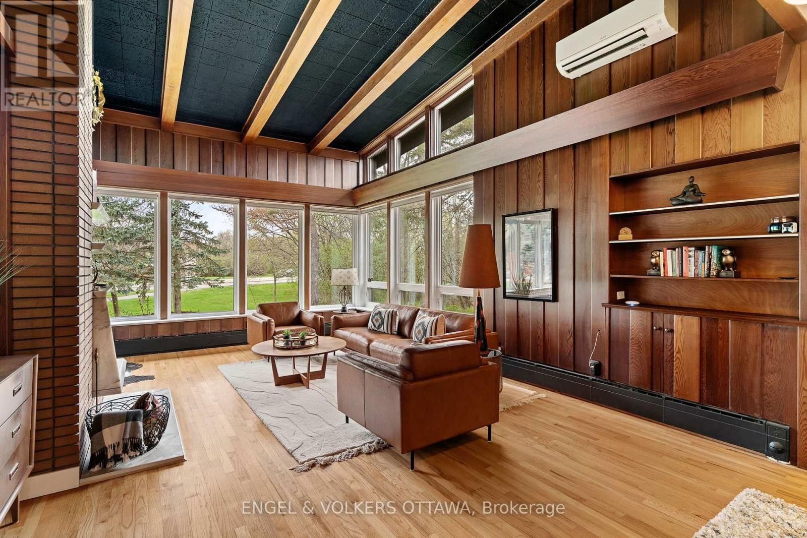 165 ISLAND PARK DRIVE Image 12