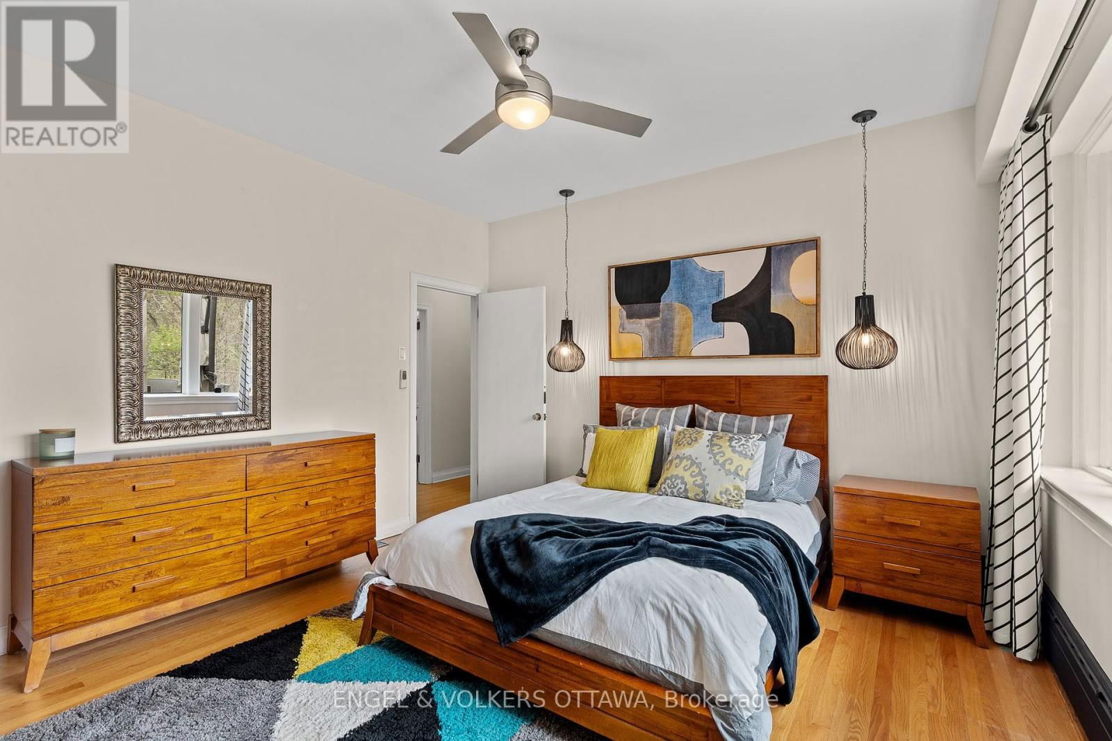 165 ISLAND PARK DRIVE Image 25