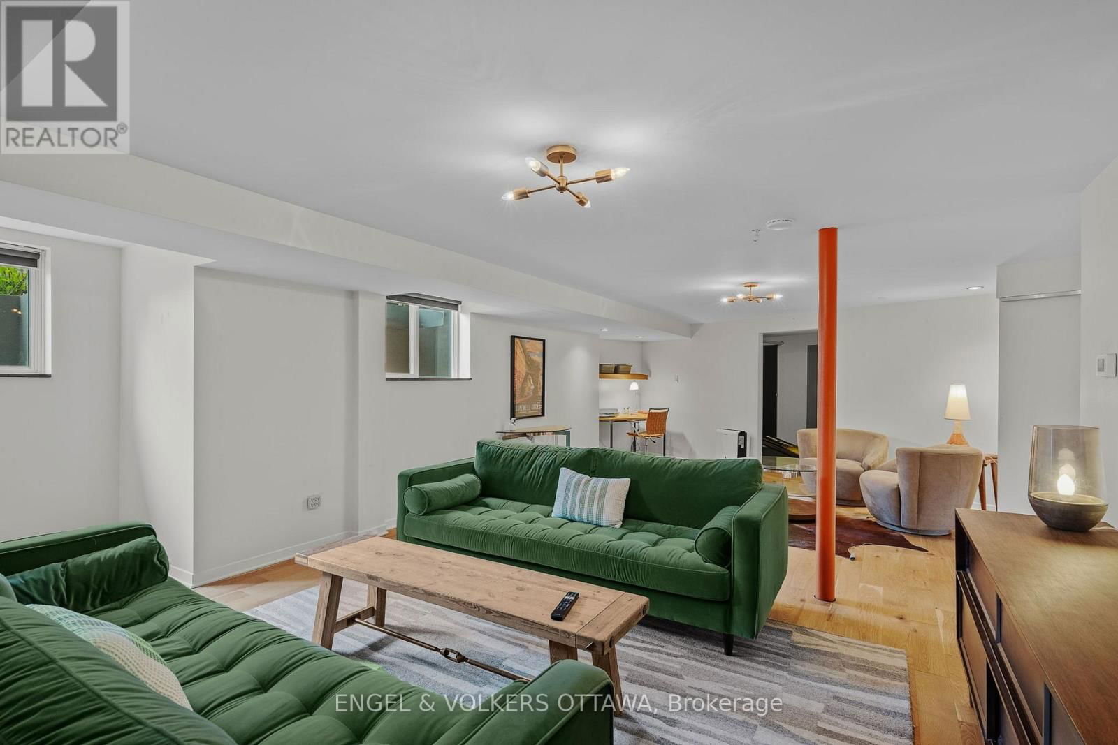 165 ISLAND PARK DRIVE Image 34