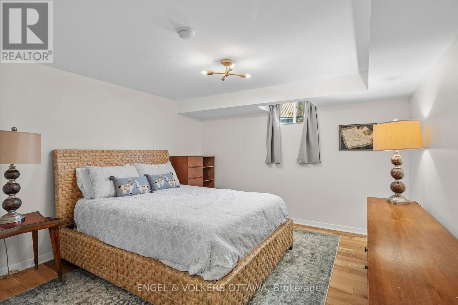 165 ISLAND PARK DRIVE Image 40