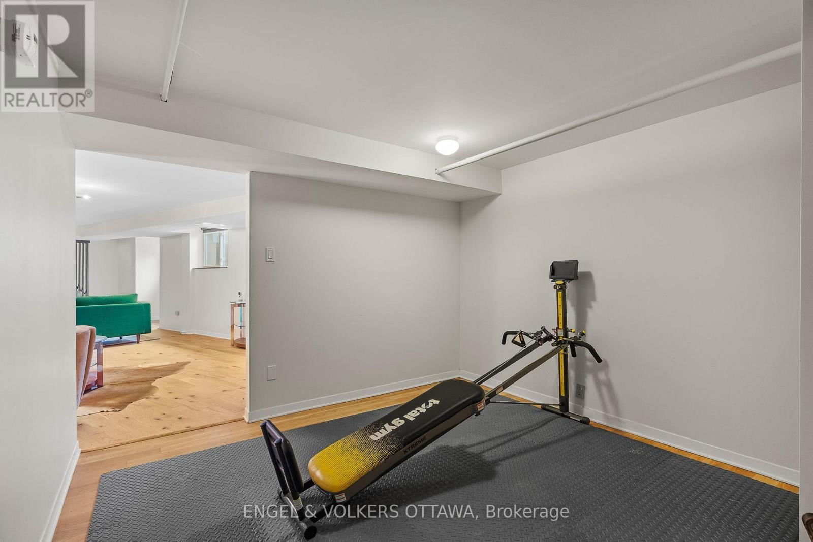 165 ISLAND PARK DRIVE Image 43