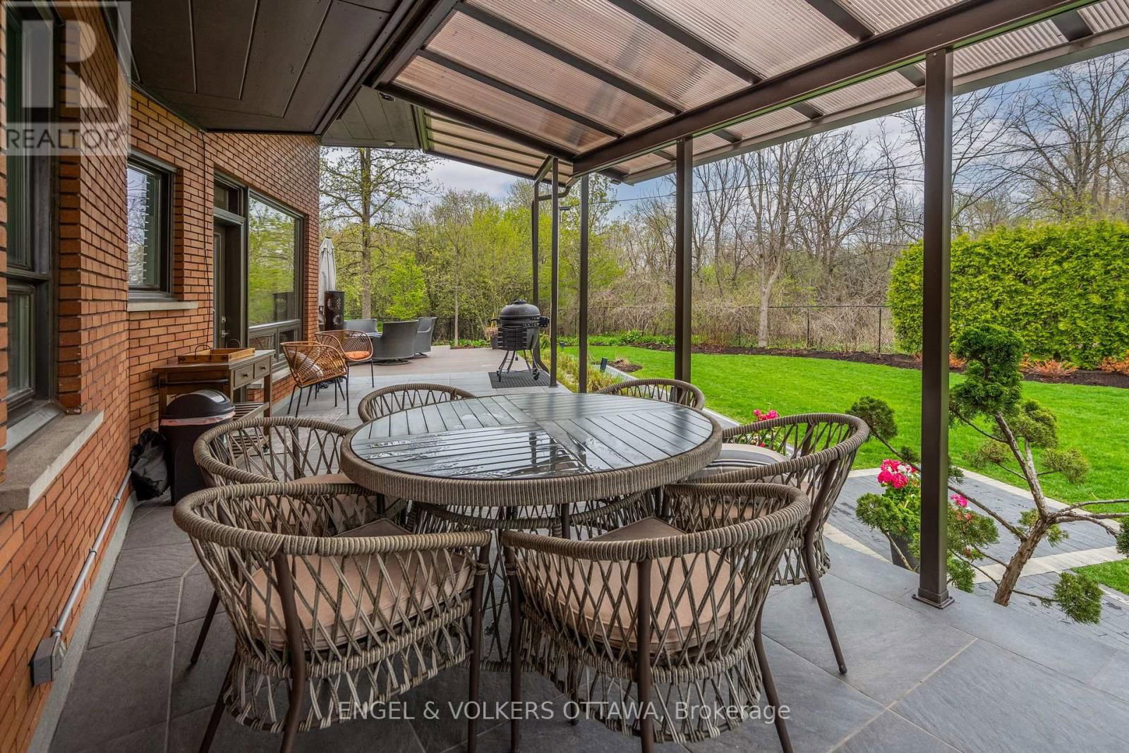165 ISLAND PARK DRIVE Image 48