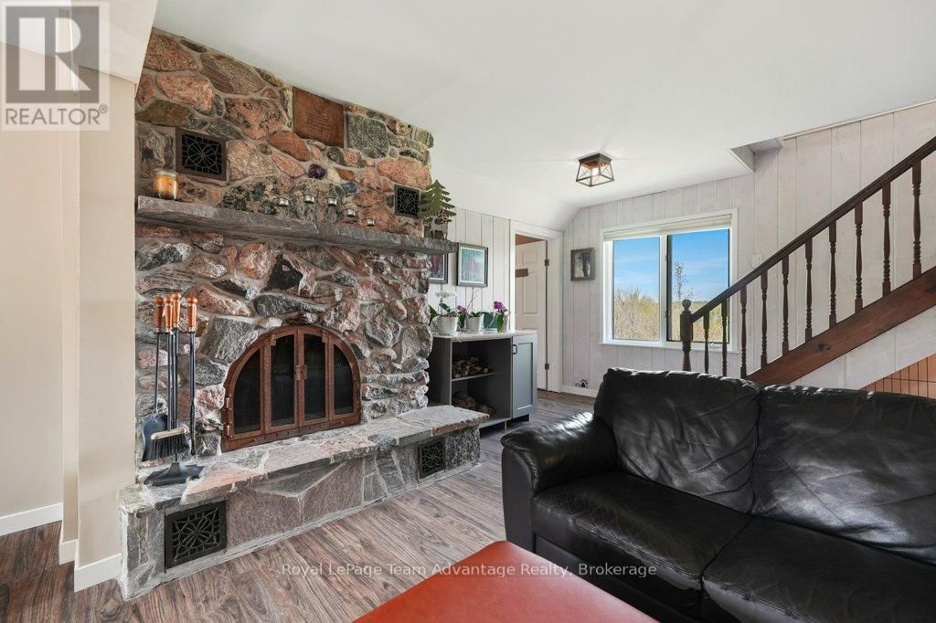 25 BRADLEY ROAD Image 20
