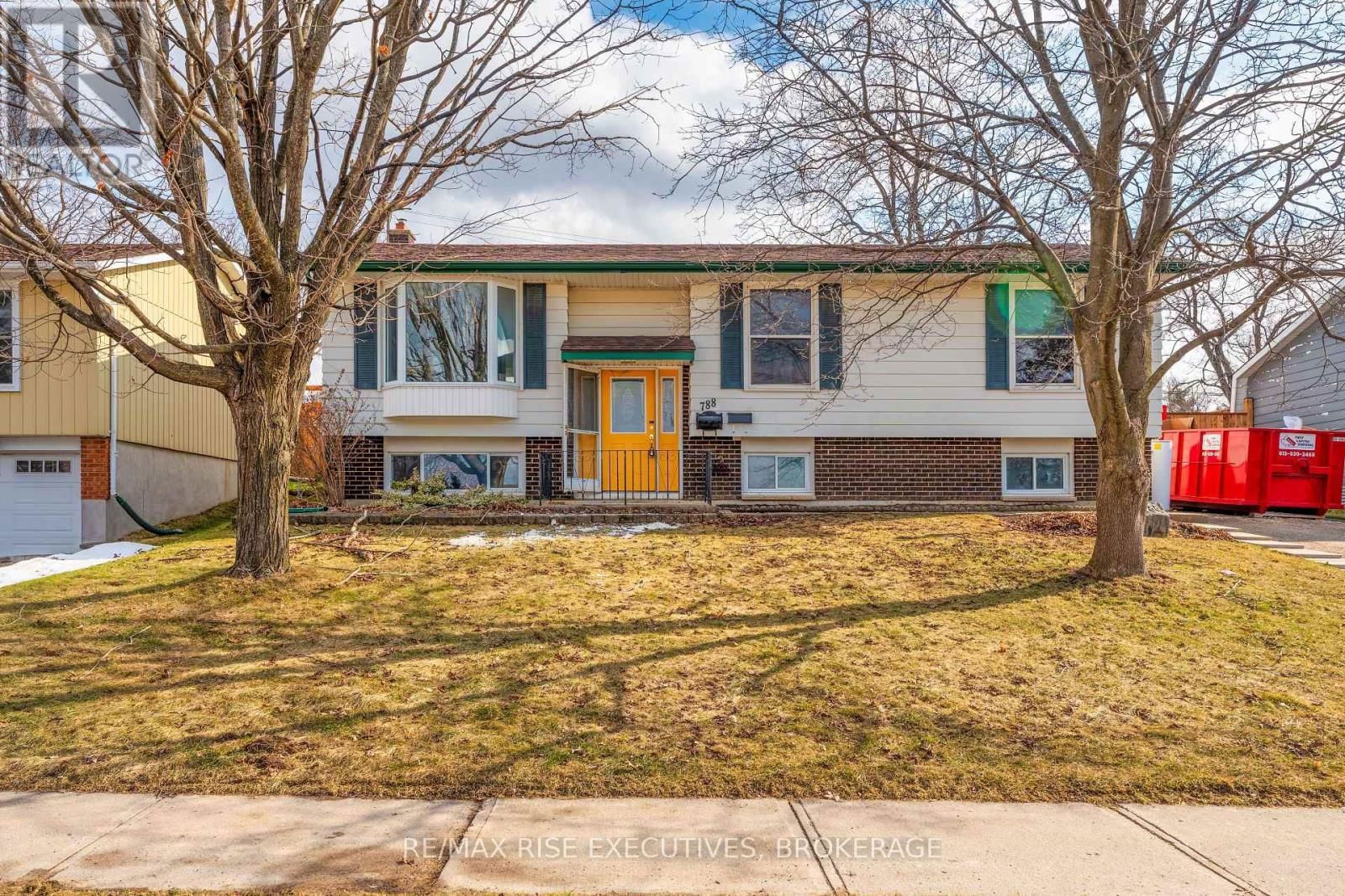 1 - 788 HILLSIDE DRIVE Image 1