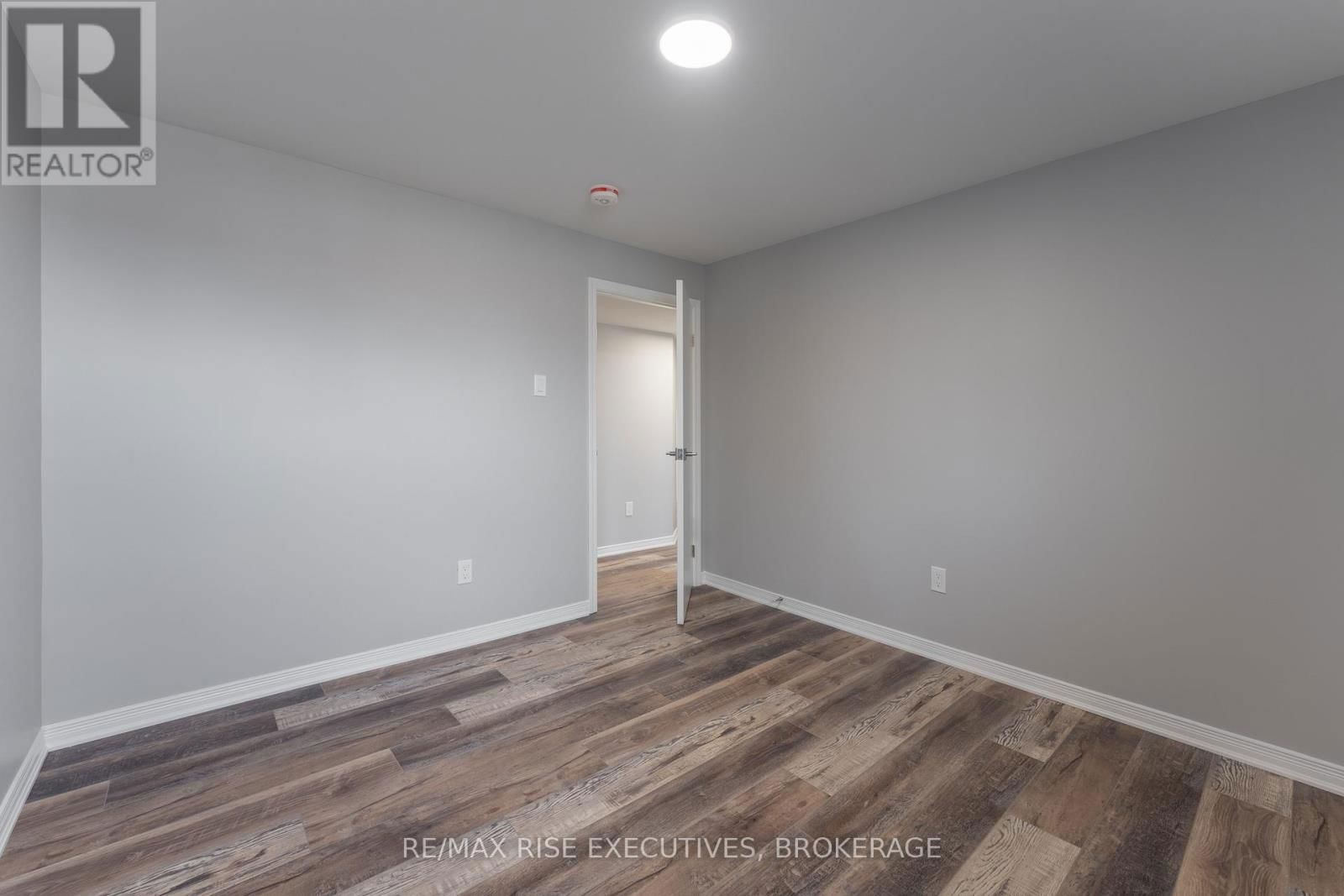 1 - 788 HILLSIDE DRIVE Image 12