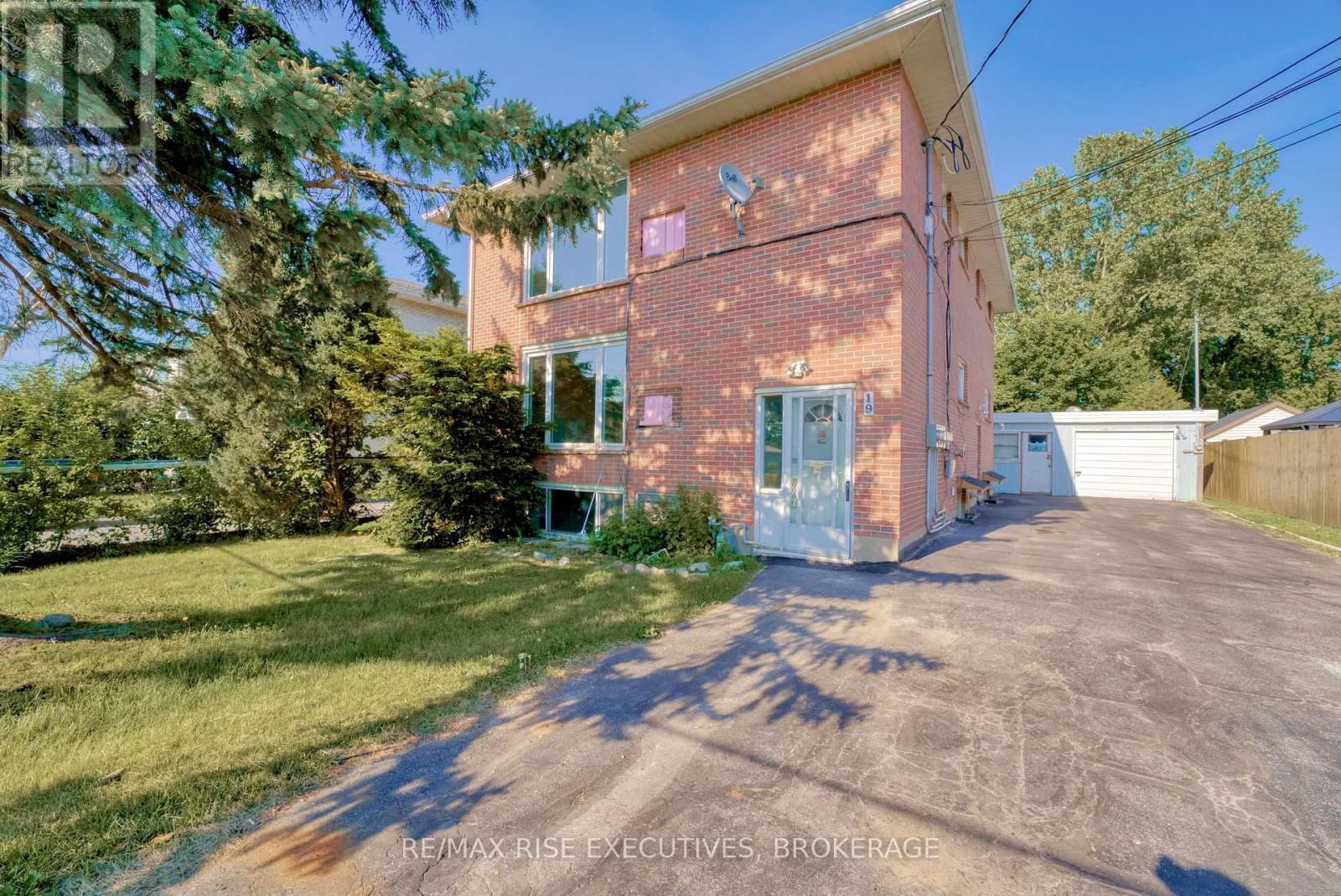 2 - 19 BAKER STREET Image 1