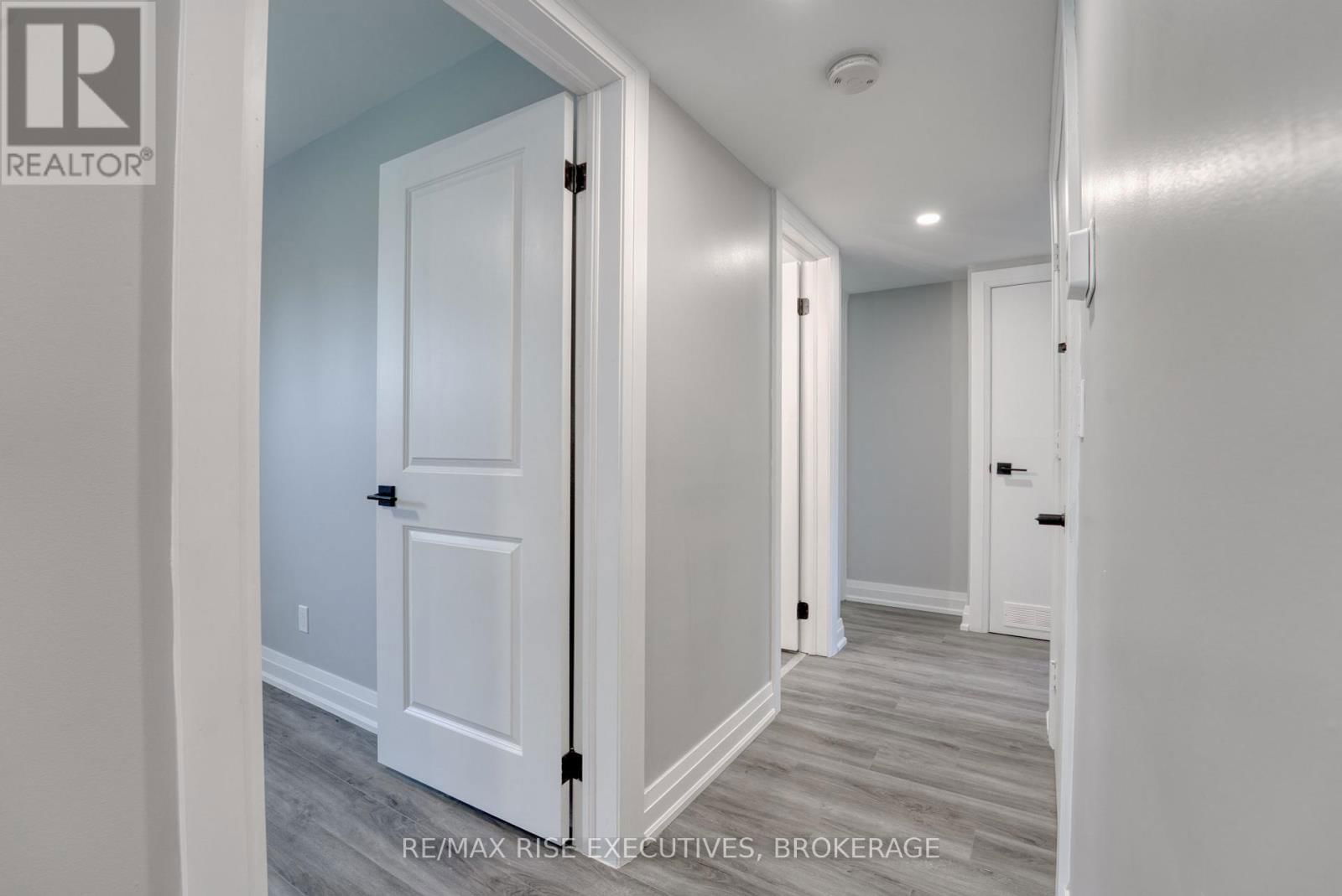 2 - 19 BAKER STREET Image 12
