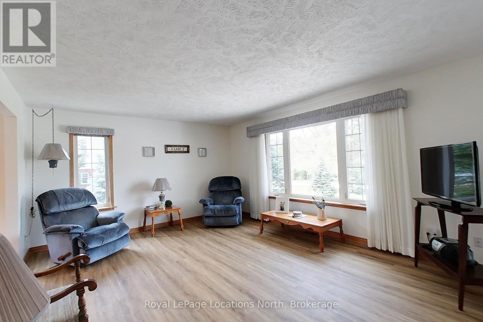 30 PINE TREE DRIVE Image 14