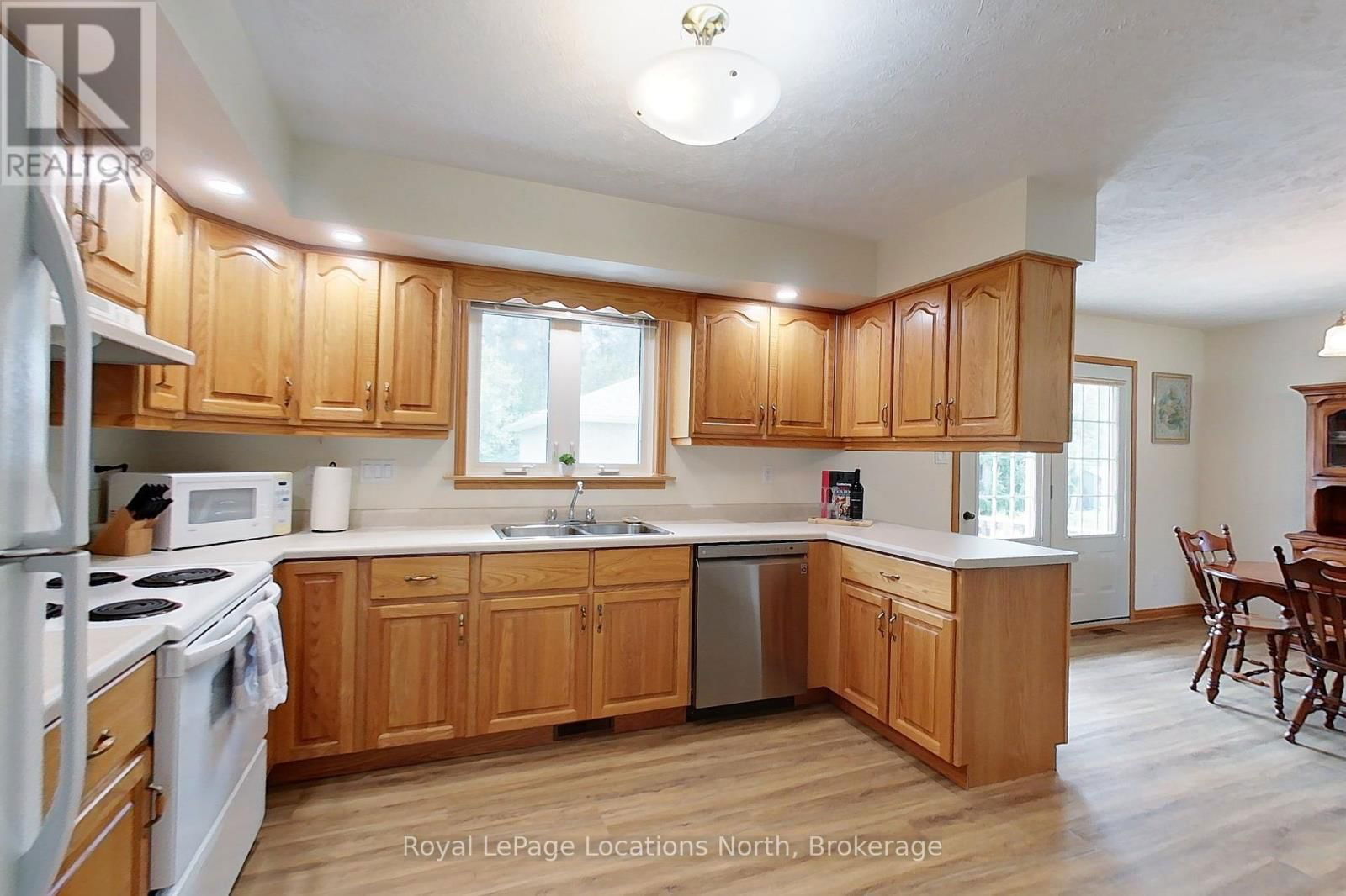30 PINE TREE DRIVE Image 20