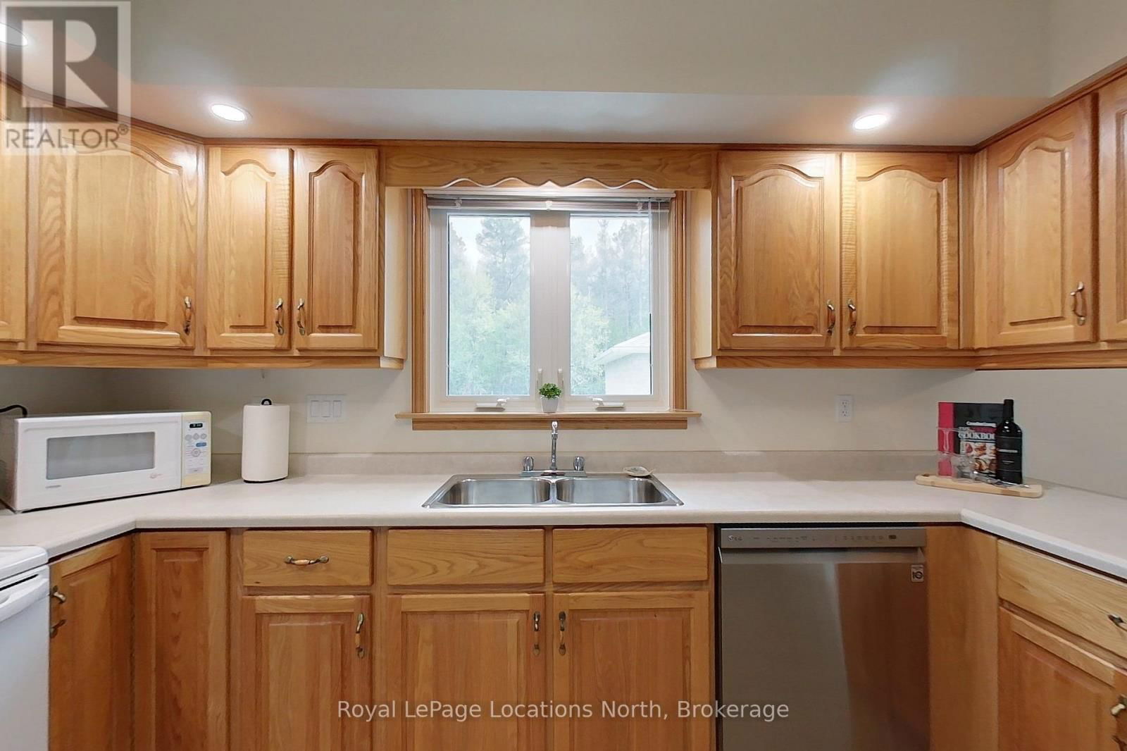 30 PINE TREE DRIVE Image 21