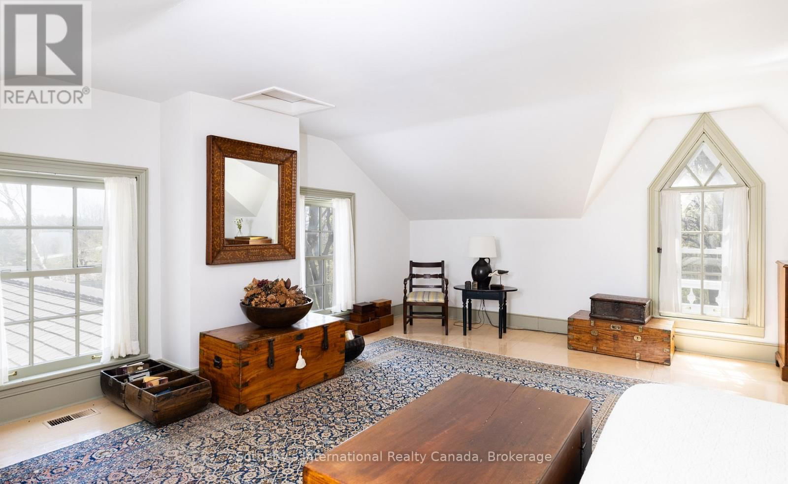 47014 OLD MAIL ROAD Image 18