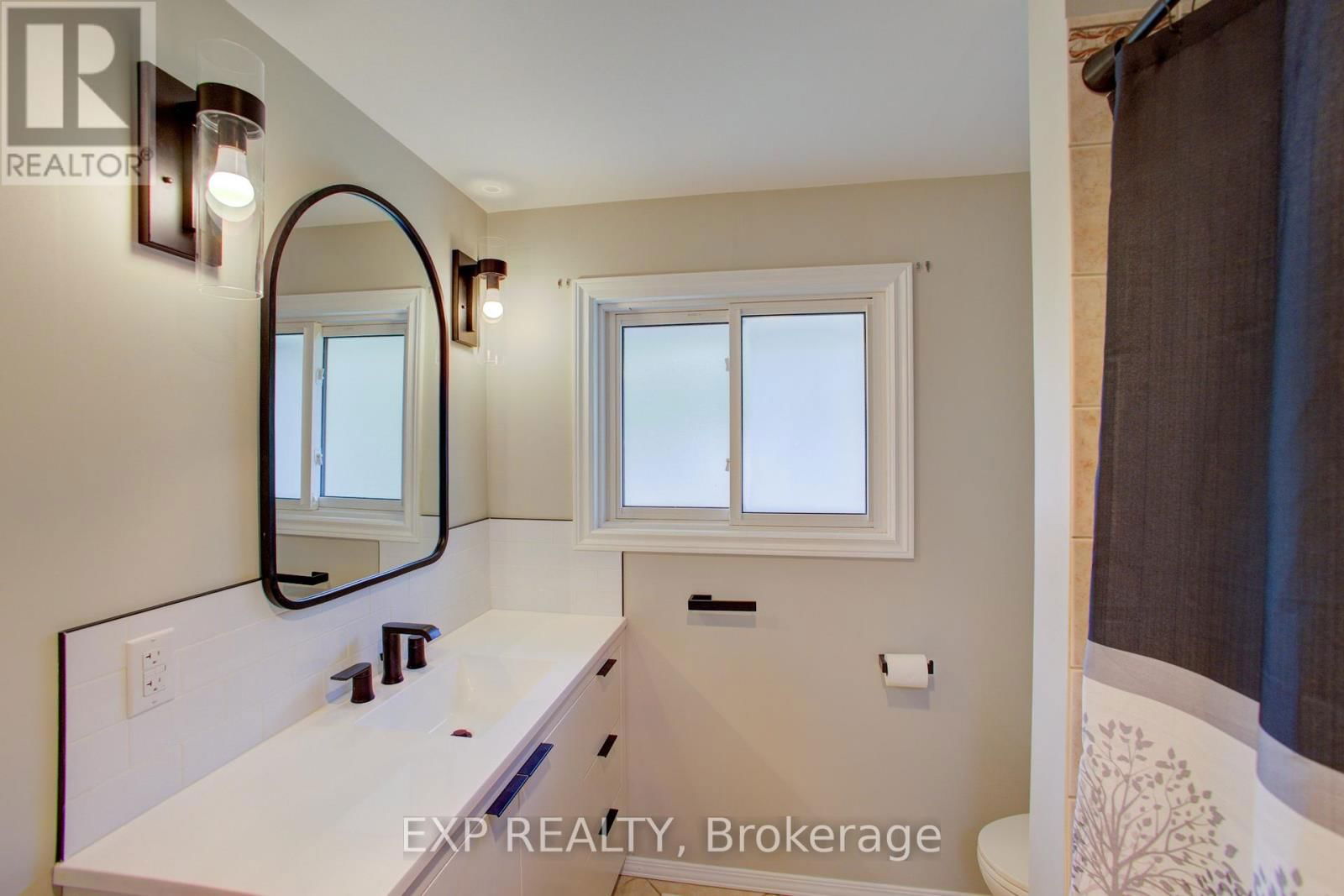 109 MCGIVERN STREET Image 17