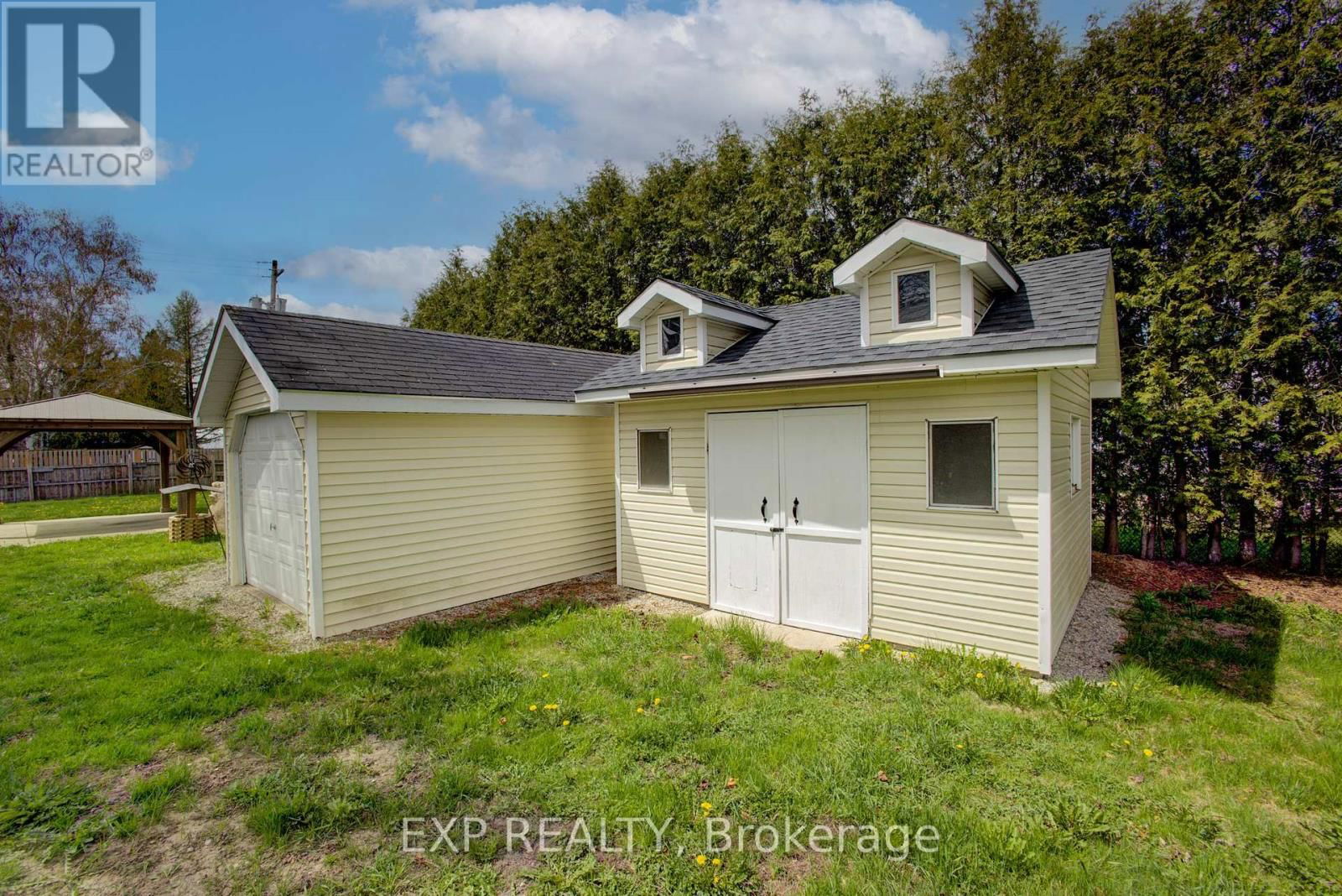 109 MCGIVERN STREET Image 28