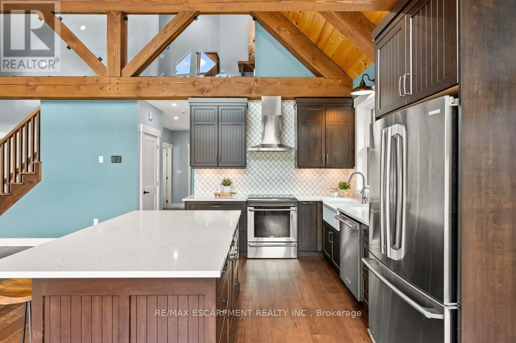 1040 CLYDE ROAD Image 13
