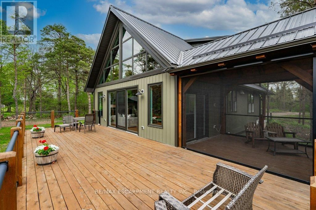 1040 CLYDE ROAD Image 44