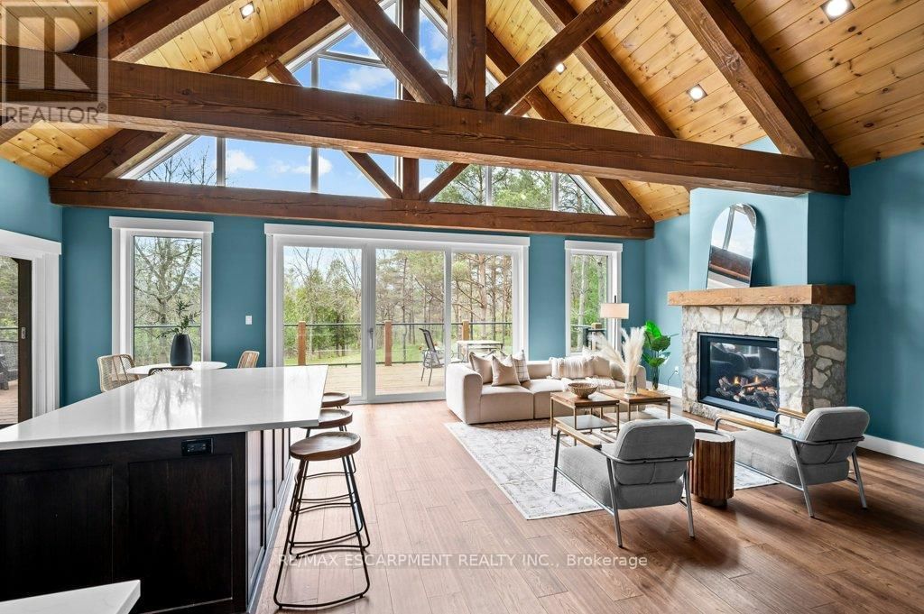1040 CLYDE ROAD Image 7