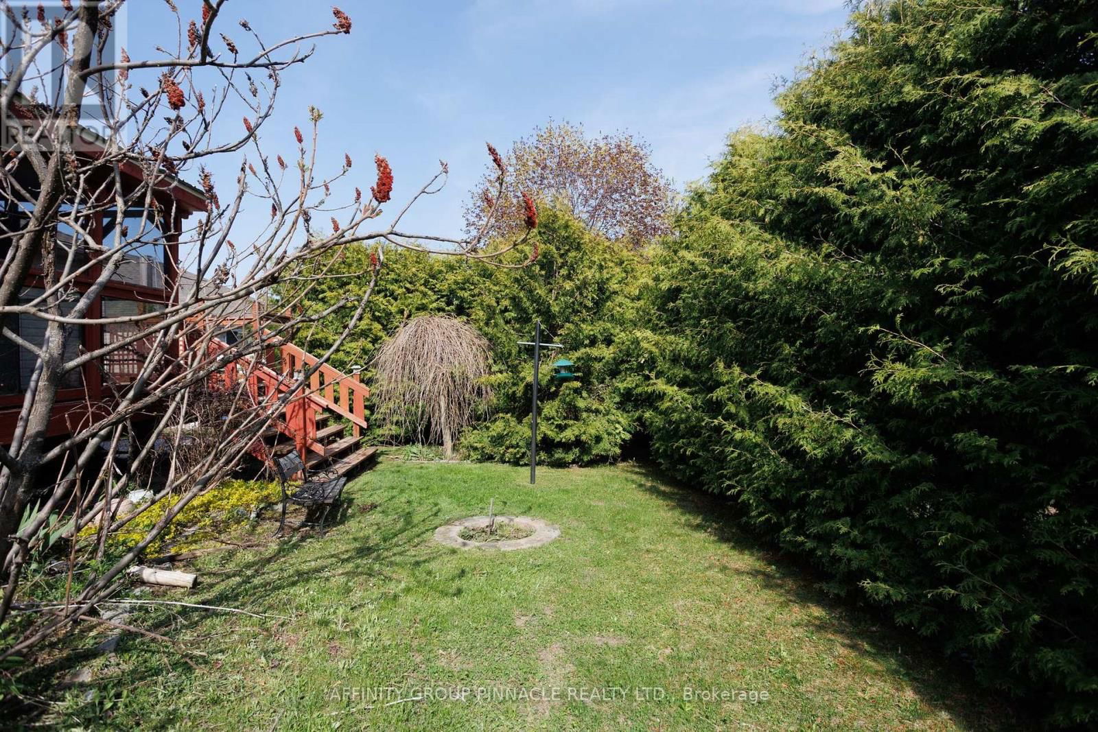 4 CHAMPLAIN BOULEVARD Image 34
