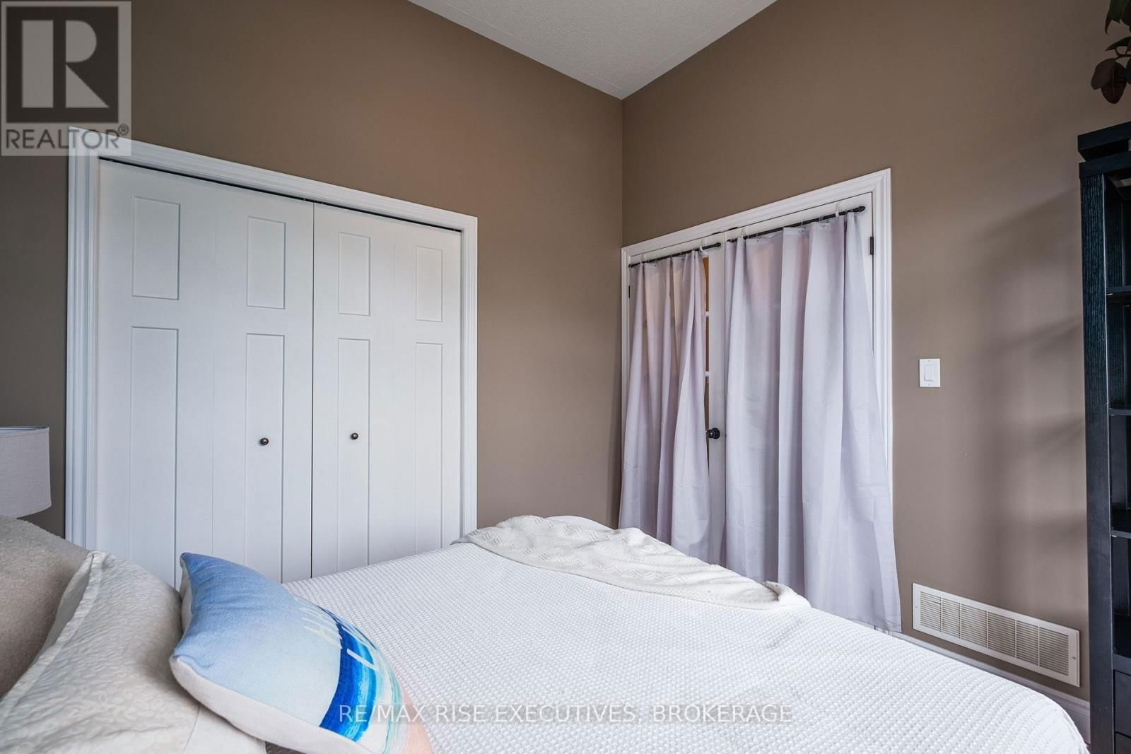 134 ISLANDVIEW DRIVE Image 23