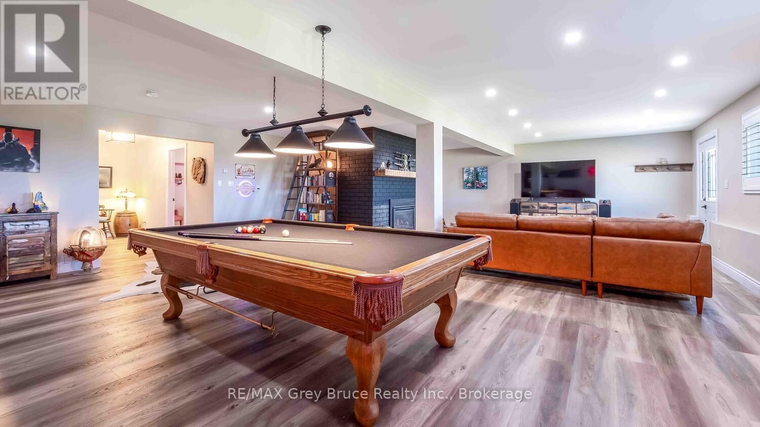 151 GRANDORE STREET WEST Image 41