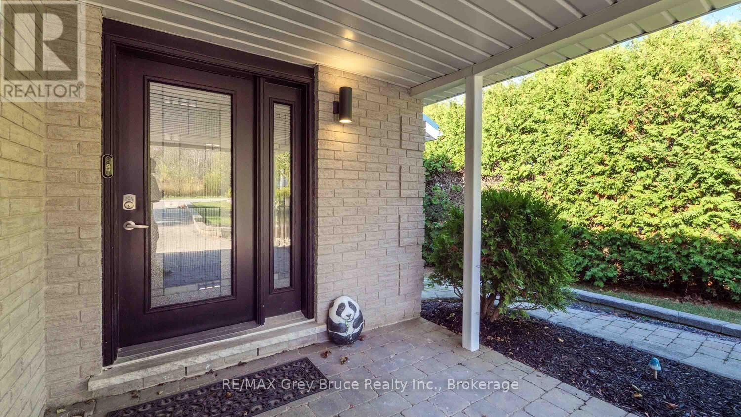 151 GRANDORE STREET WEST Image 7