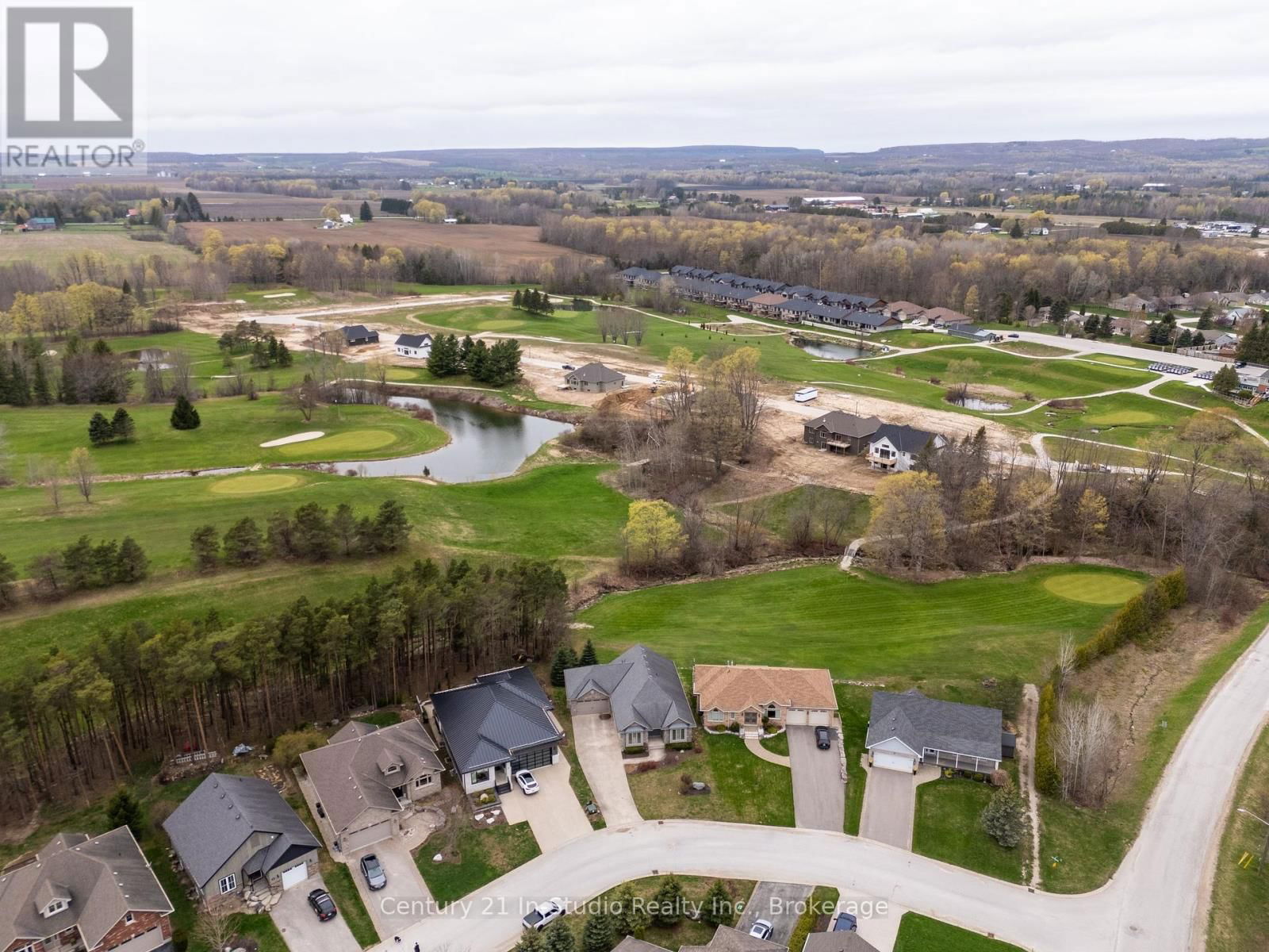 6 GLEN ABBEY COURT Image 1