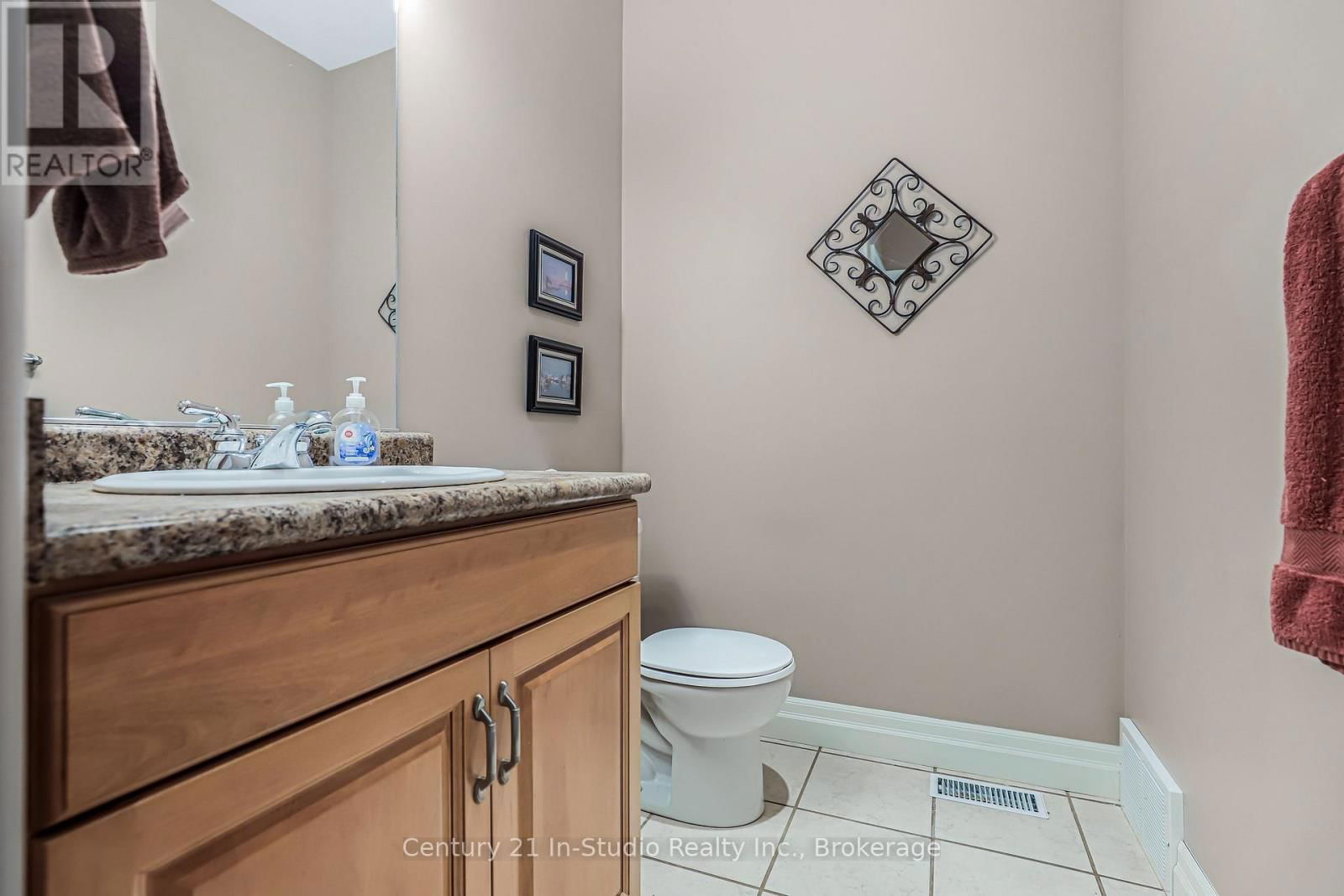 6 GLEN ABBEY COURT Image 15