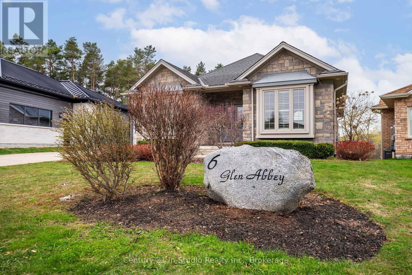 6 GLEN ABBEY COURT Image 2