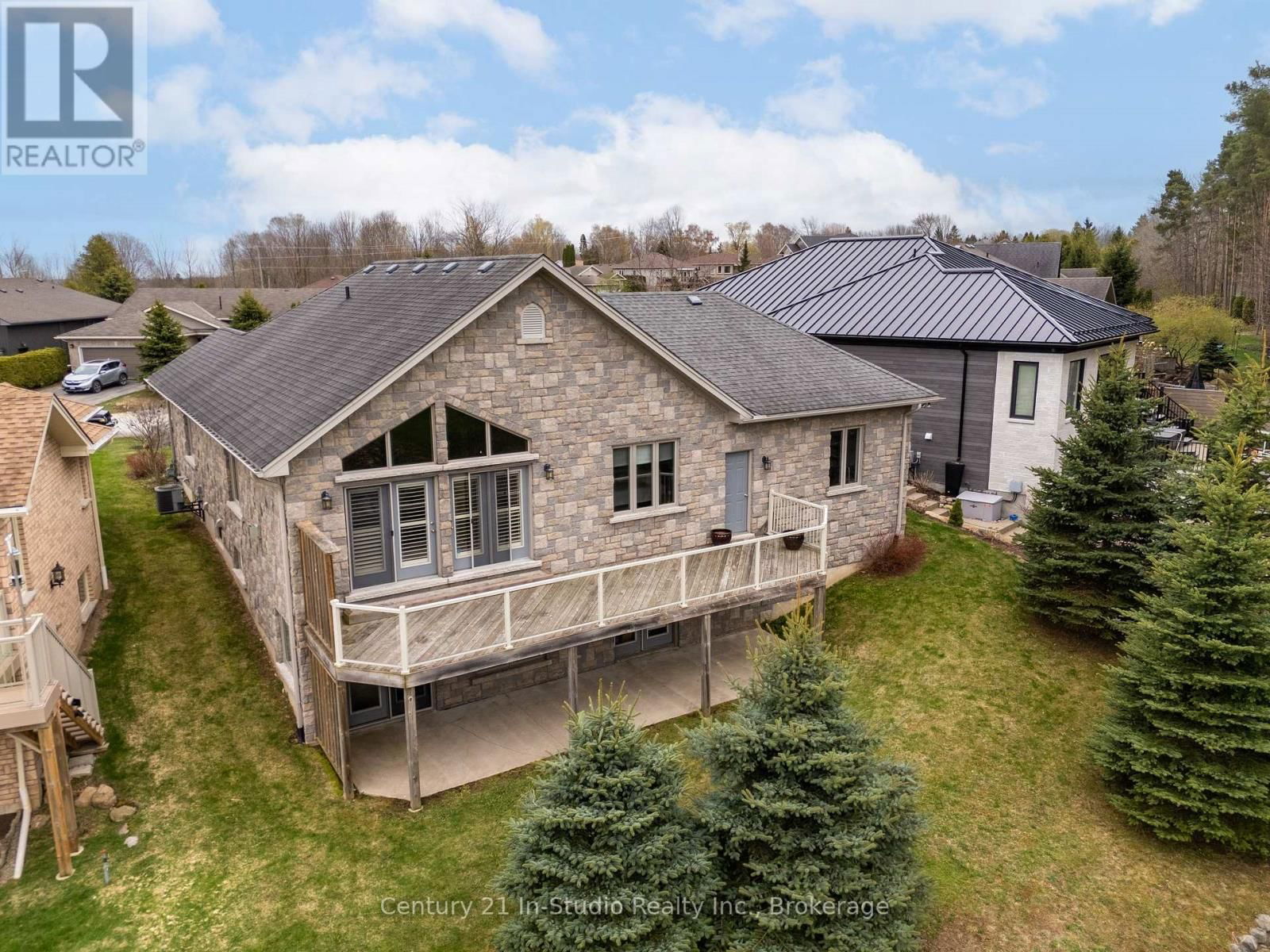 6 GLEN ABBEY COURT Image 3
