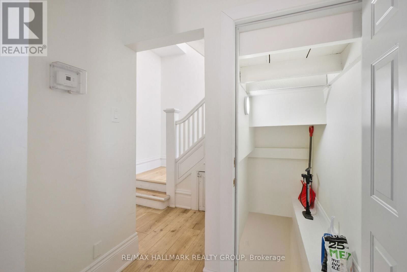 531 MCLEOD STREET Image 21