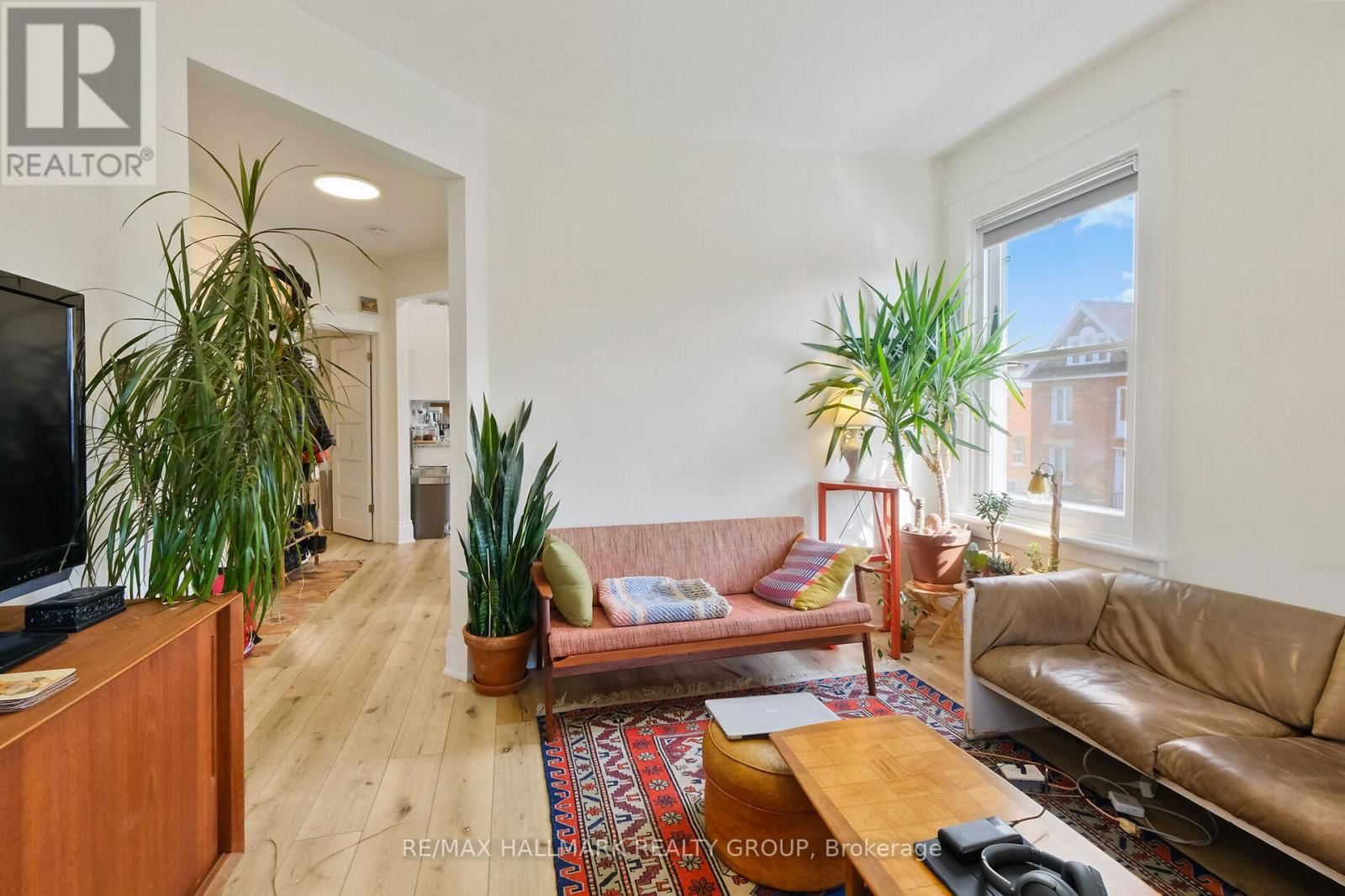 531 MCLEOD STREET Image 24