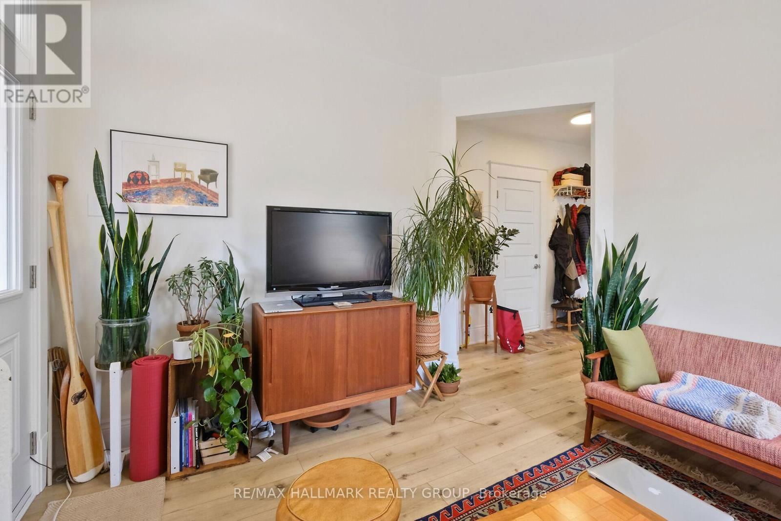 531 MCLEOD STREET Image 25