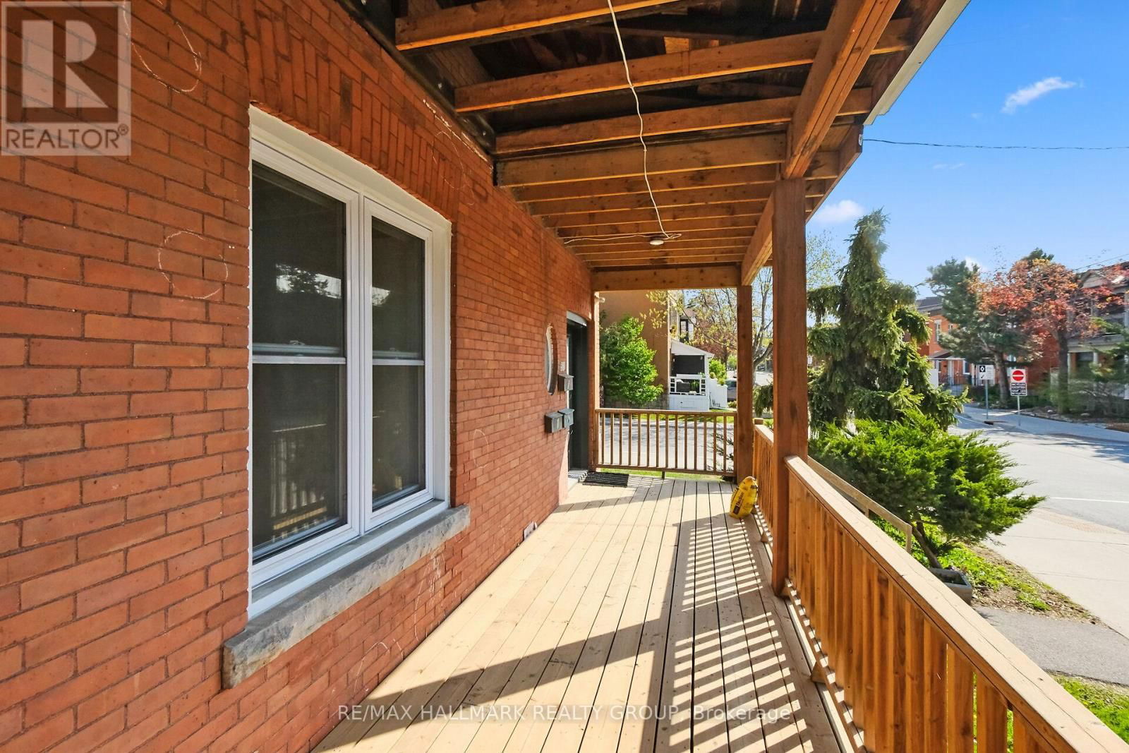531 MCLEOD STREET Image 3
