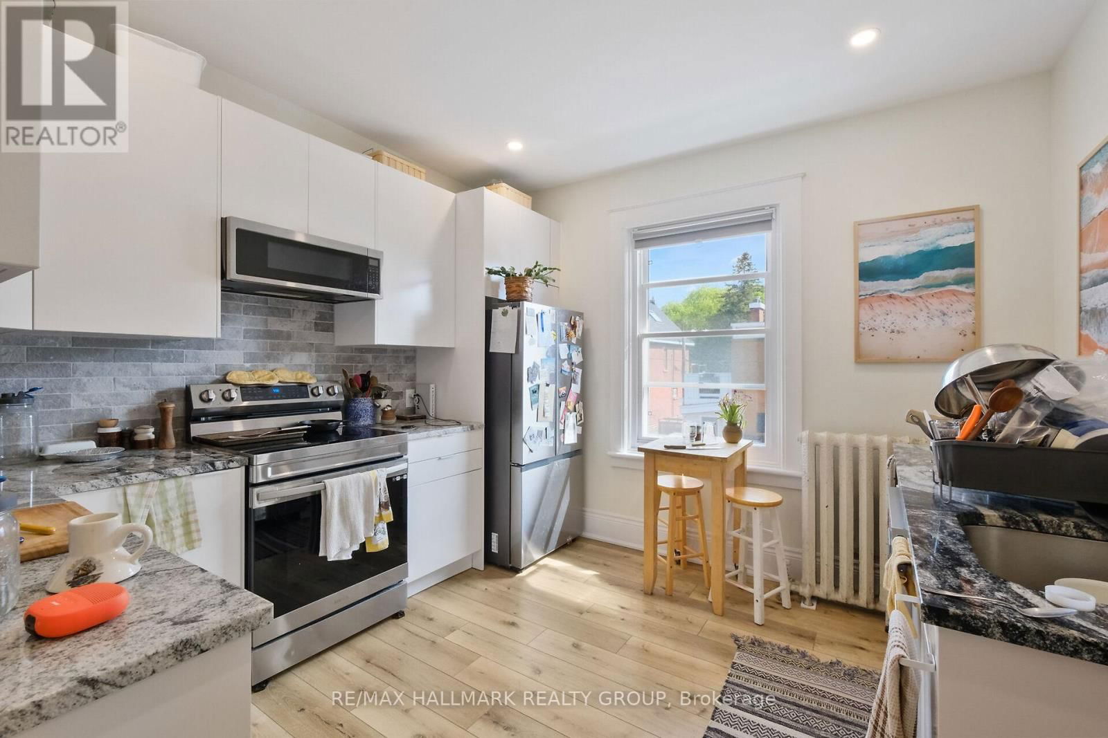 531 MCLEOD STREET Image 32