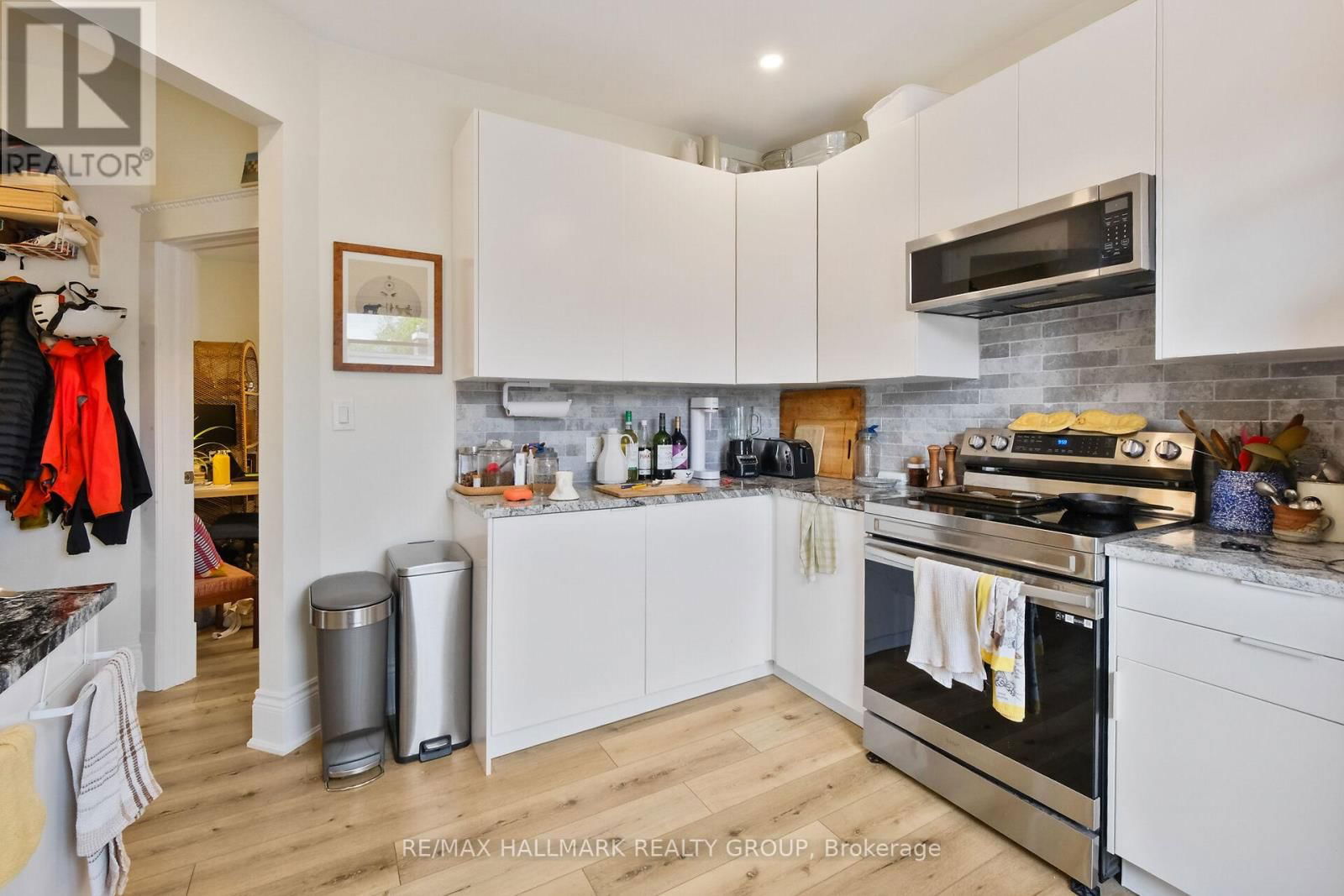 531 MCLEOD STREET Image 33