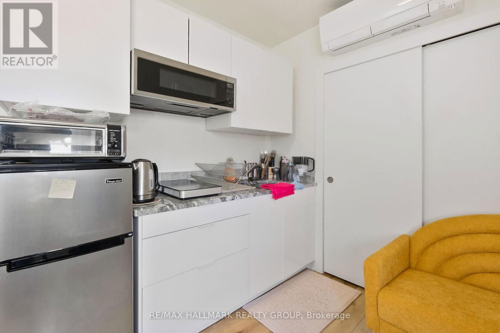 531 MCLEOD STREET Image 40