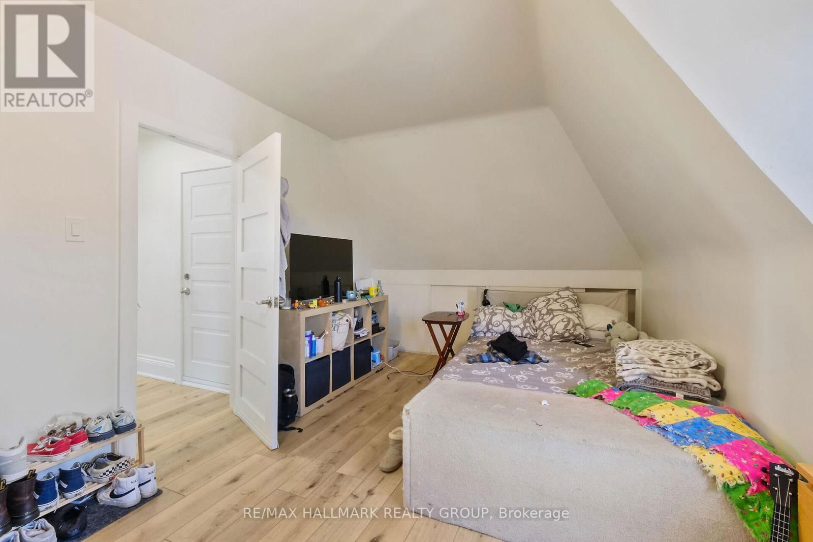 531 MCLEOD STREET Image 43