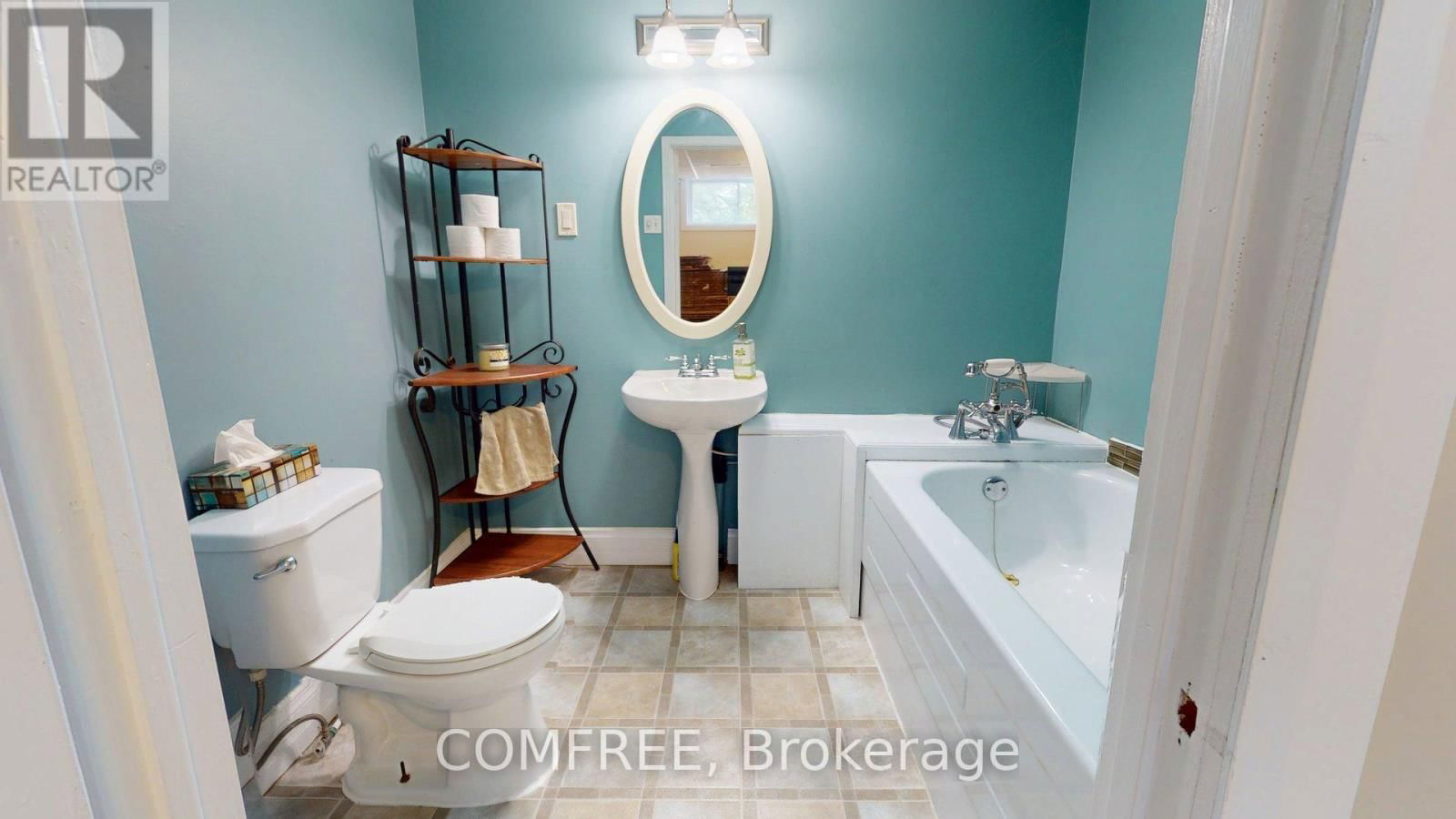 2055 PRINCIPALE STREET Image 17