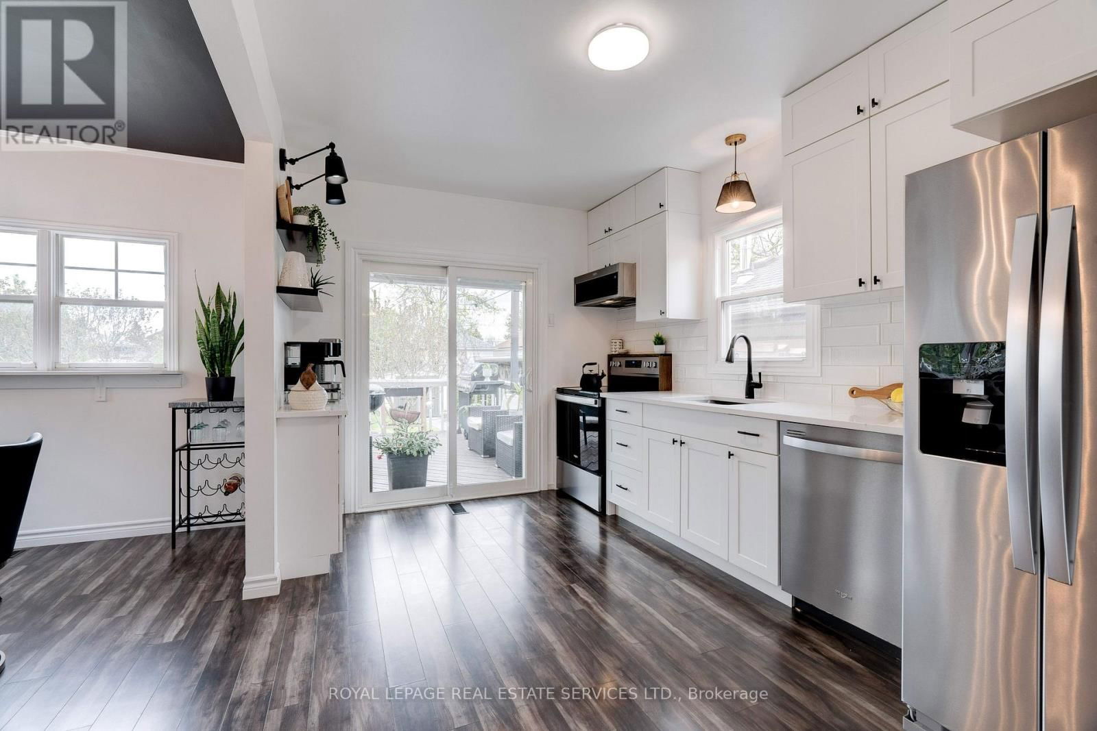 600 QUEBEC STREET Image 11
