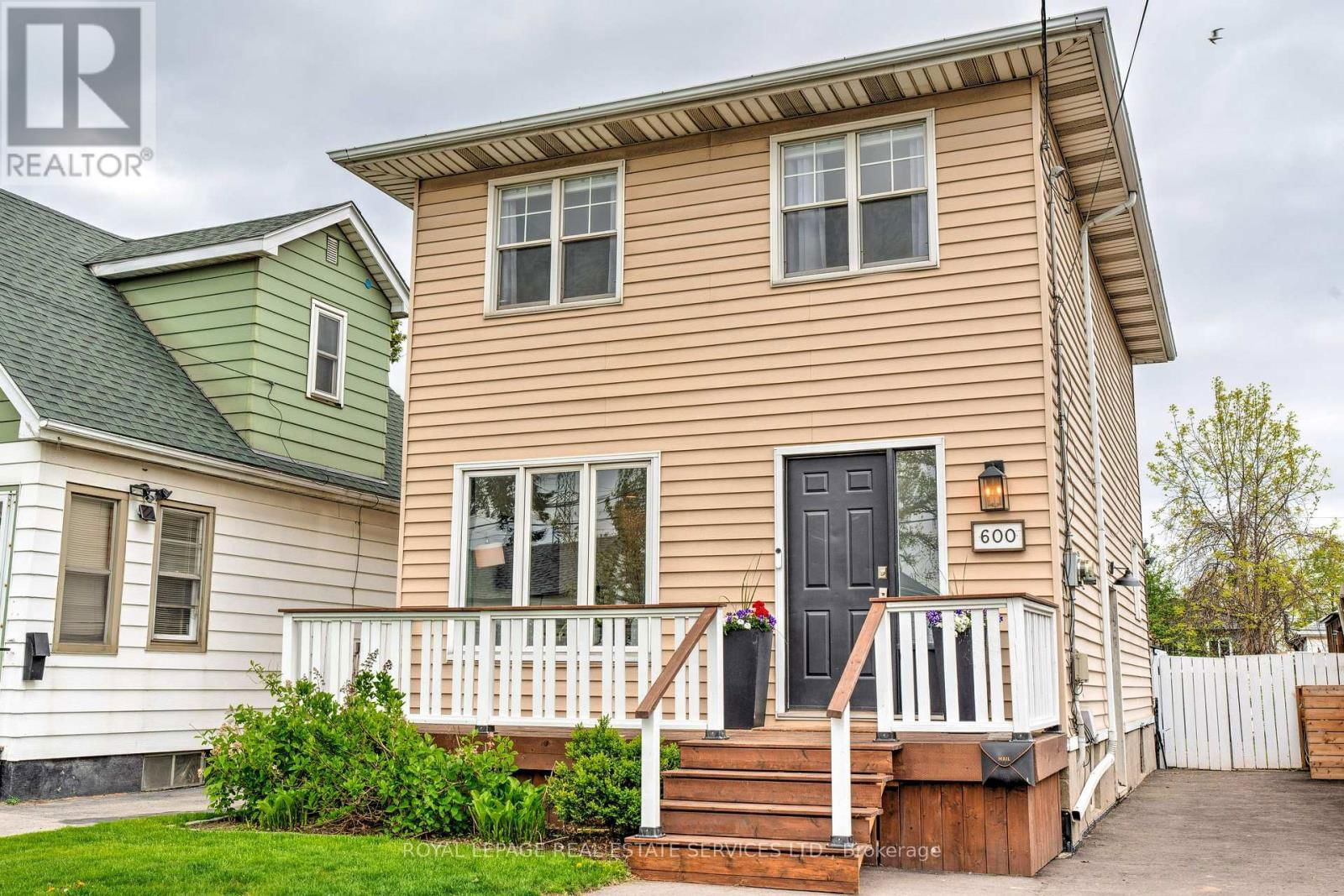 600 QUEBEC STREET Image 2