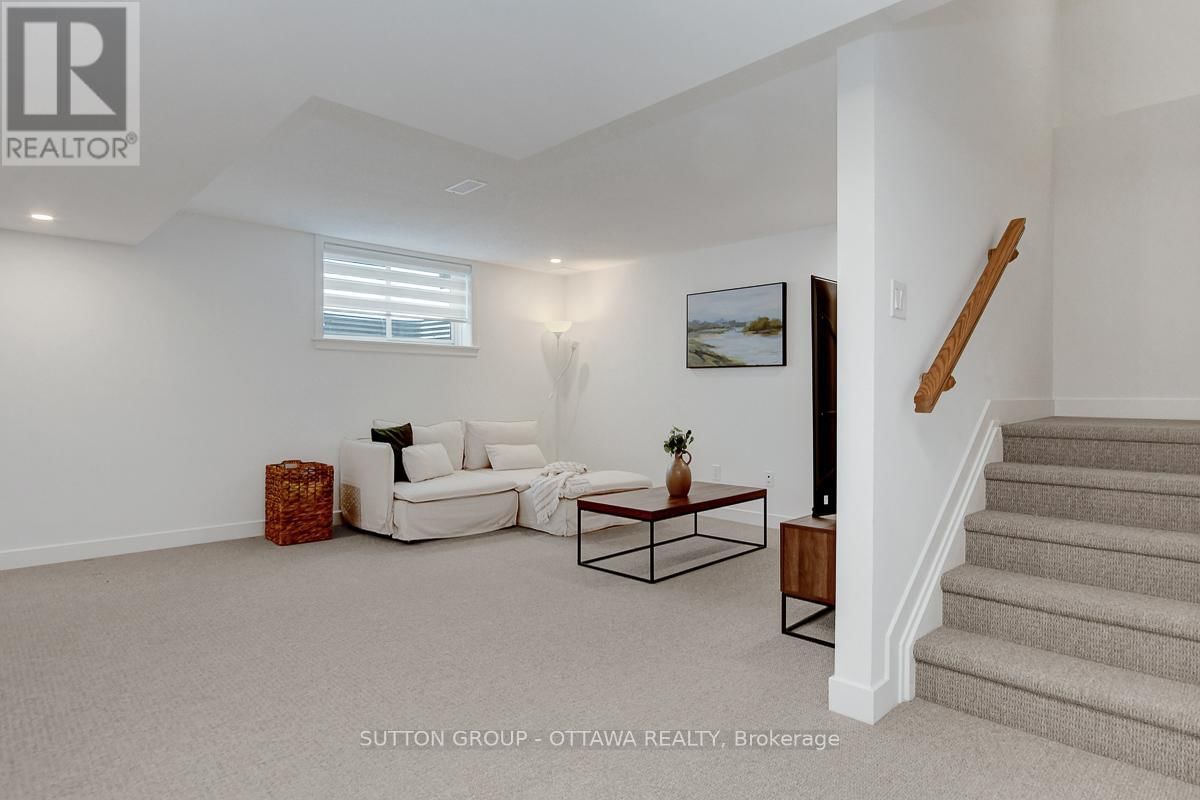 908 DUXBURY LANE Image 33