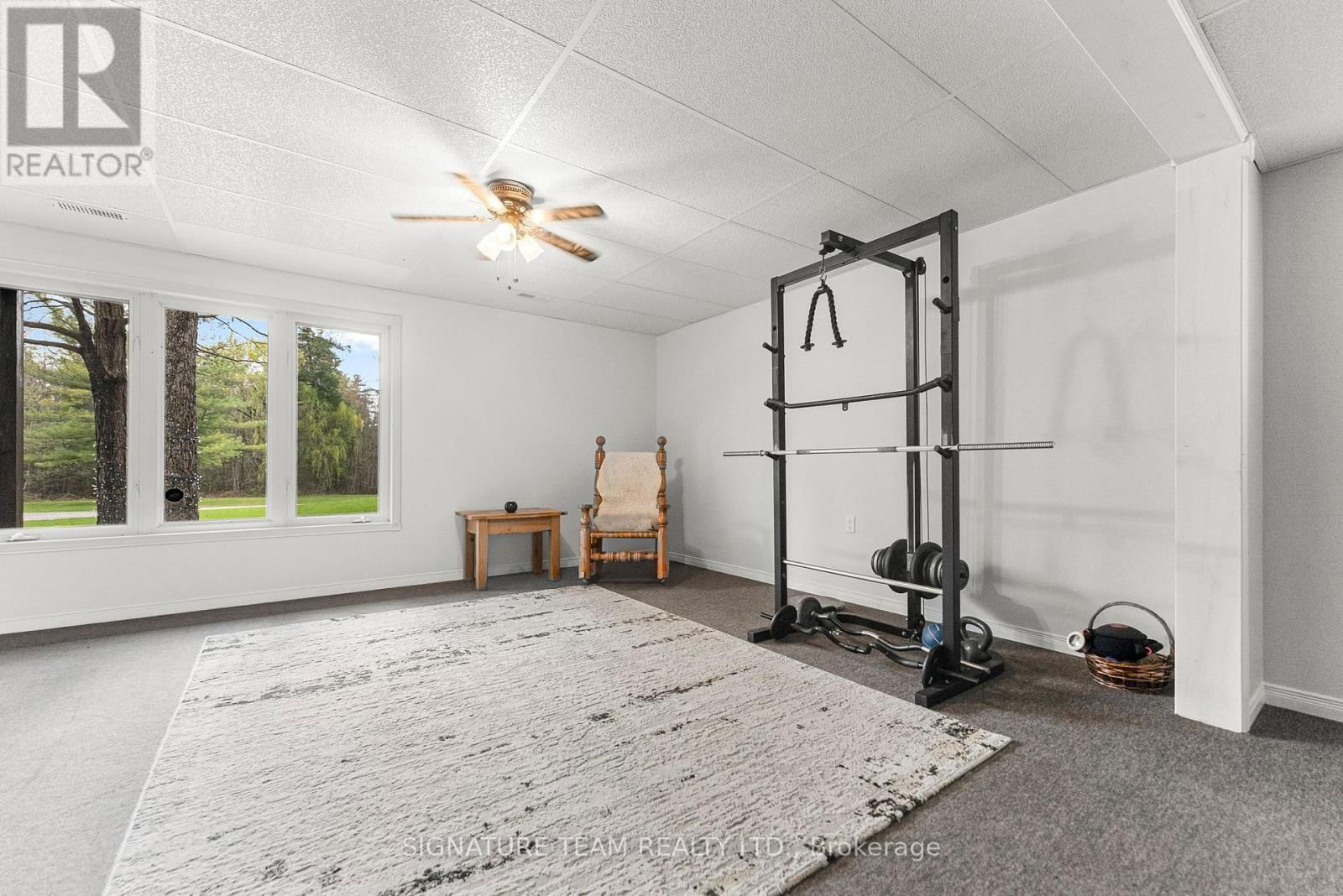 314 ROBERTSON LINE Image 21