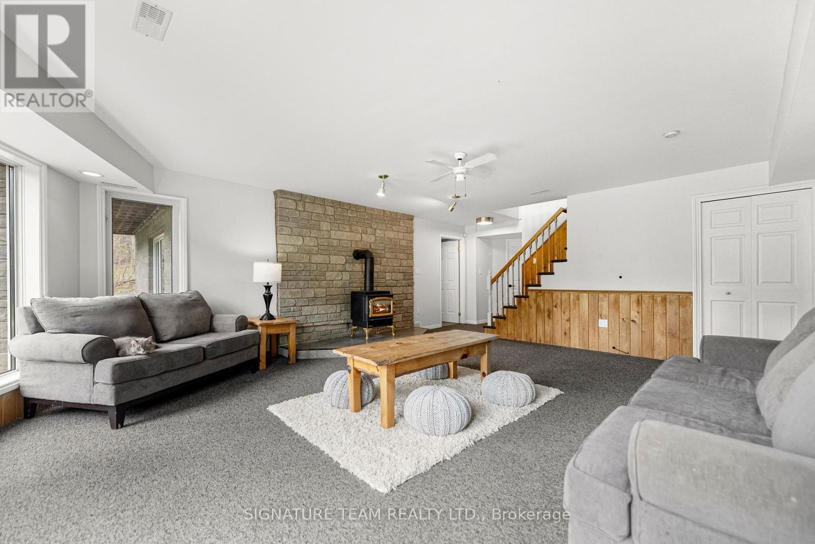 314 ROBERTSON LINE Image 24