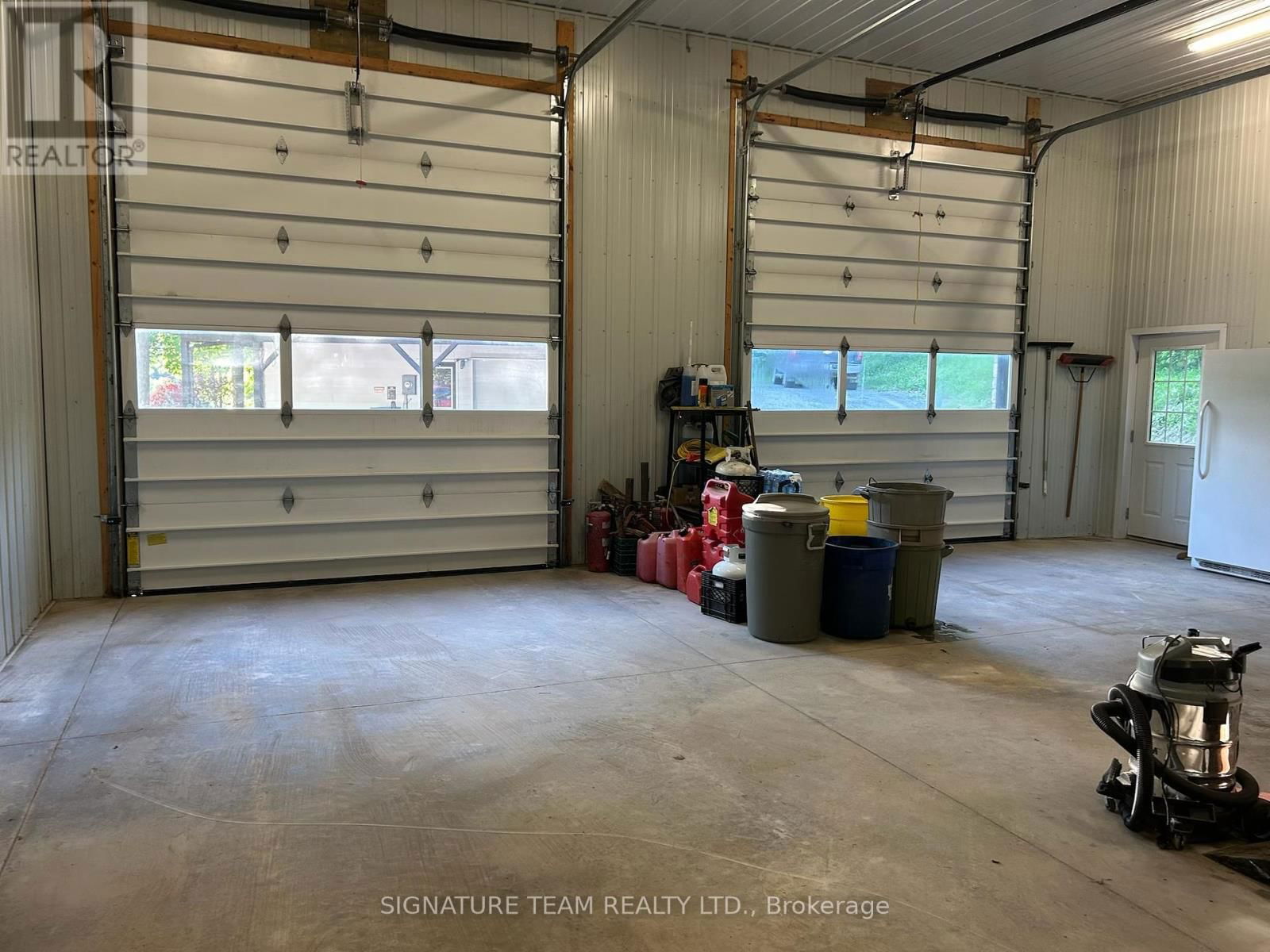 314 ROBERTSON LINE Image 41