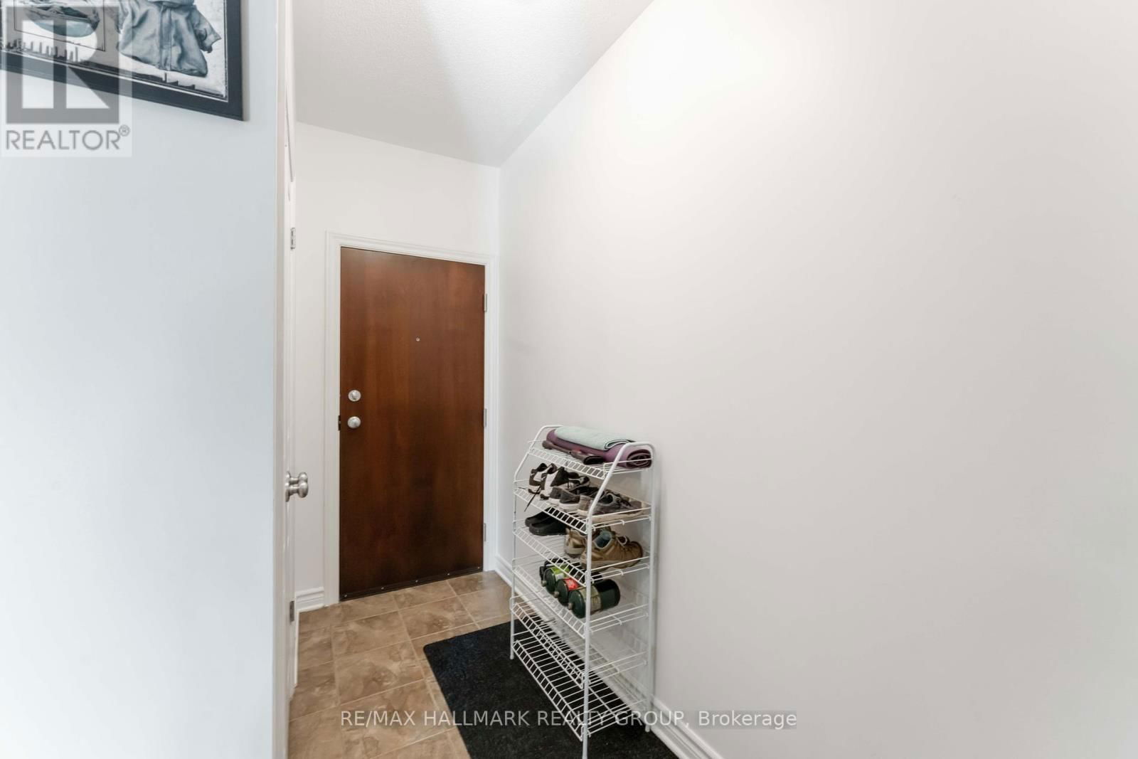 F - 3789 CANYON WALK DRIVE Image 4