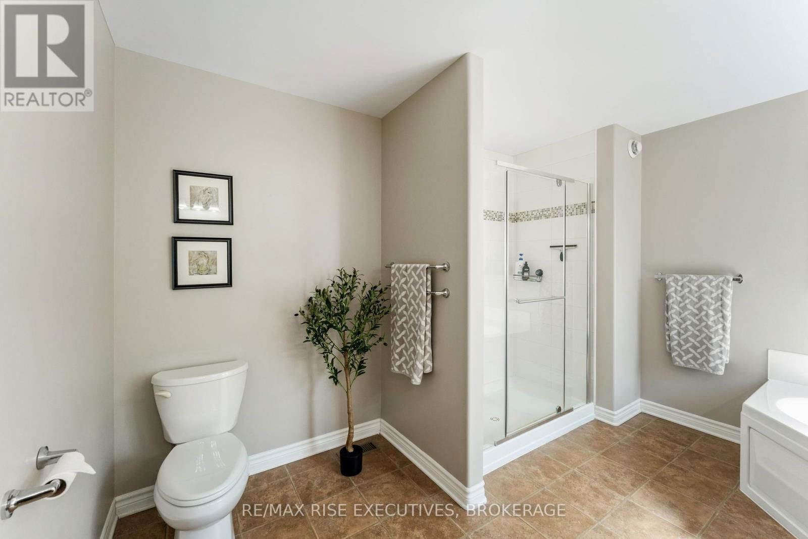 1707 REGINALD BART DRIVE Image 22